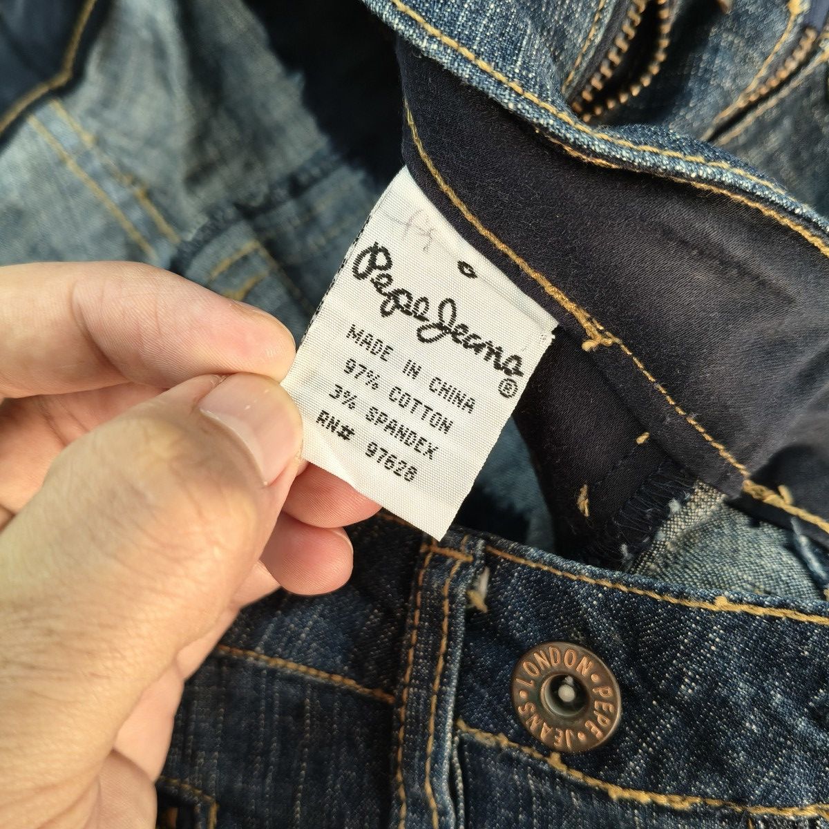 Pepe Jeans Vintage Y2K Pepe Jeans Dark Wash Zipper Pocket Denim Size US 30 / EU 46 - 13 Thumbnail