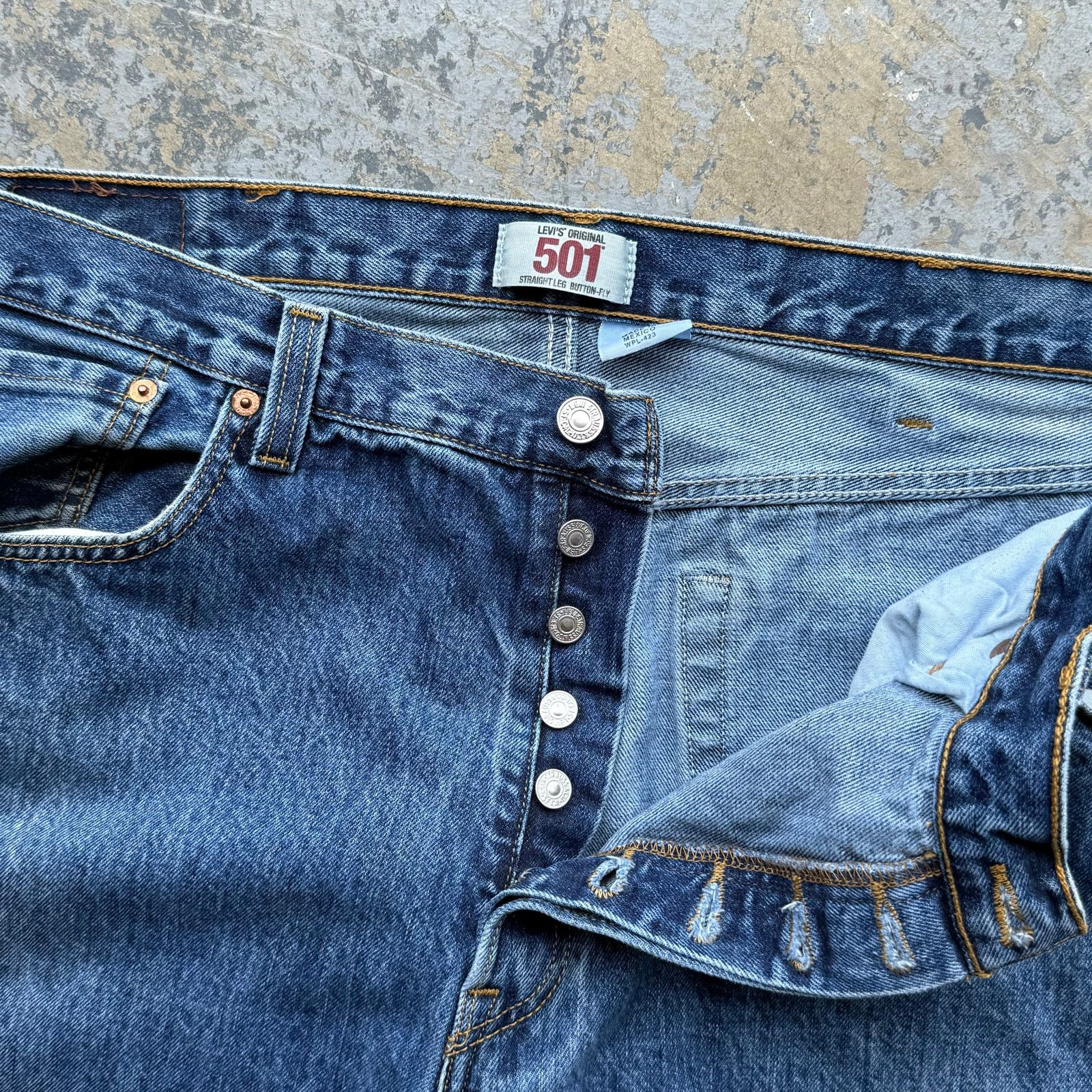 Levi's Vintage Y2K Levi’s 501 Button Fly Straight Leg Jeans Size US 38 / EU 54 - 5 Thumbnail