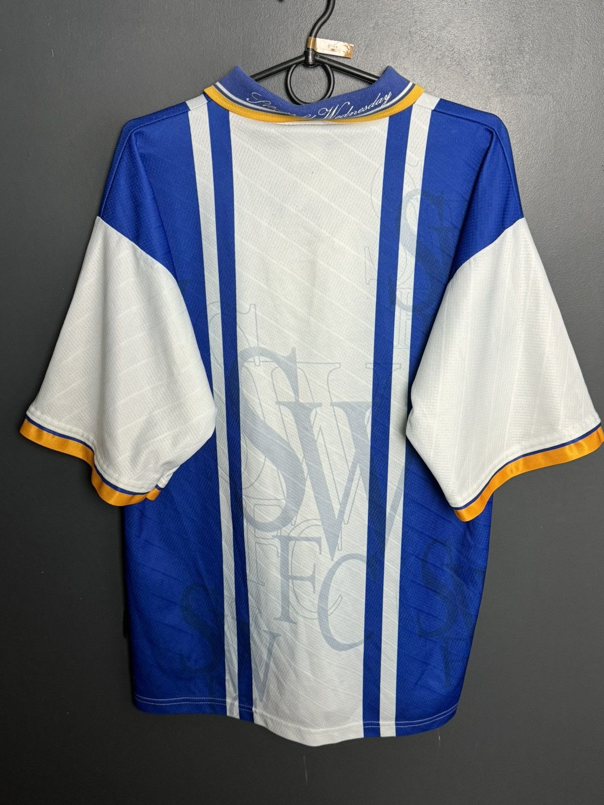 Puma Sheffield Wednesday 95/97 Home Football Jersey Size US L / EU 52-54 / 3 - 2 Thumbnail