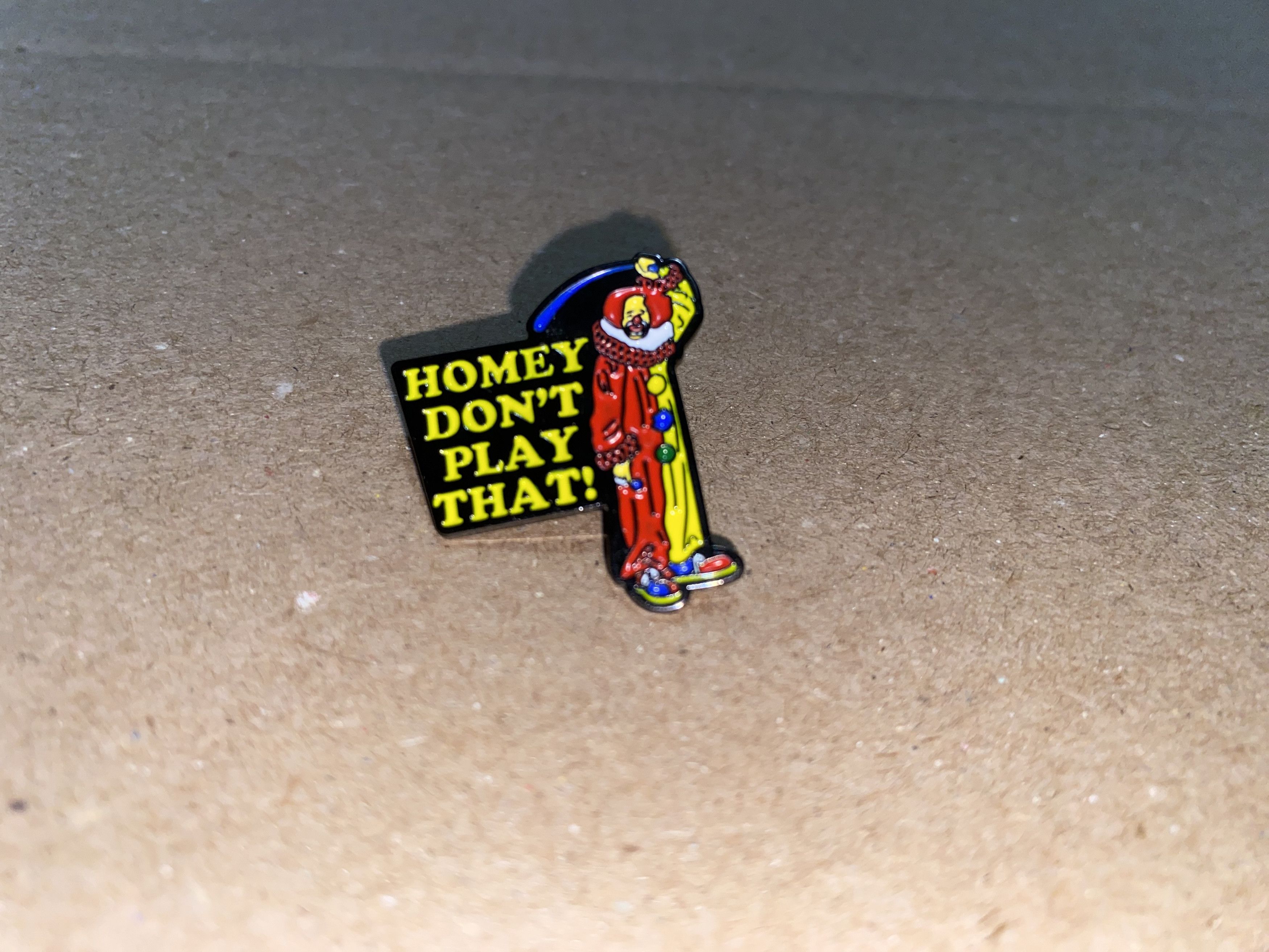 Fox Racing Homey Da Clown DON'T PLAY ! enamel Lapel Pin In Living Color Size ONE SIZE - 2 Thumbnail