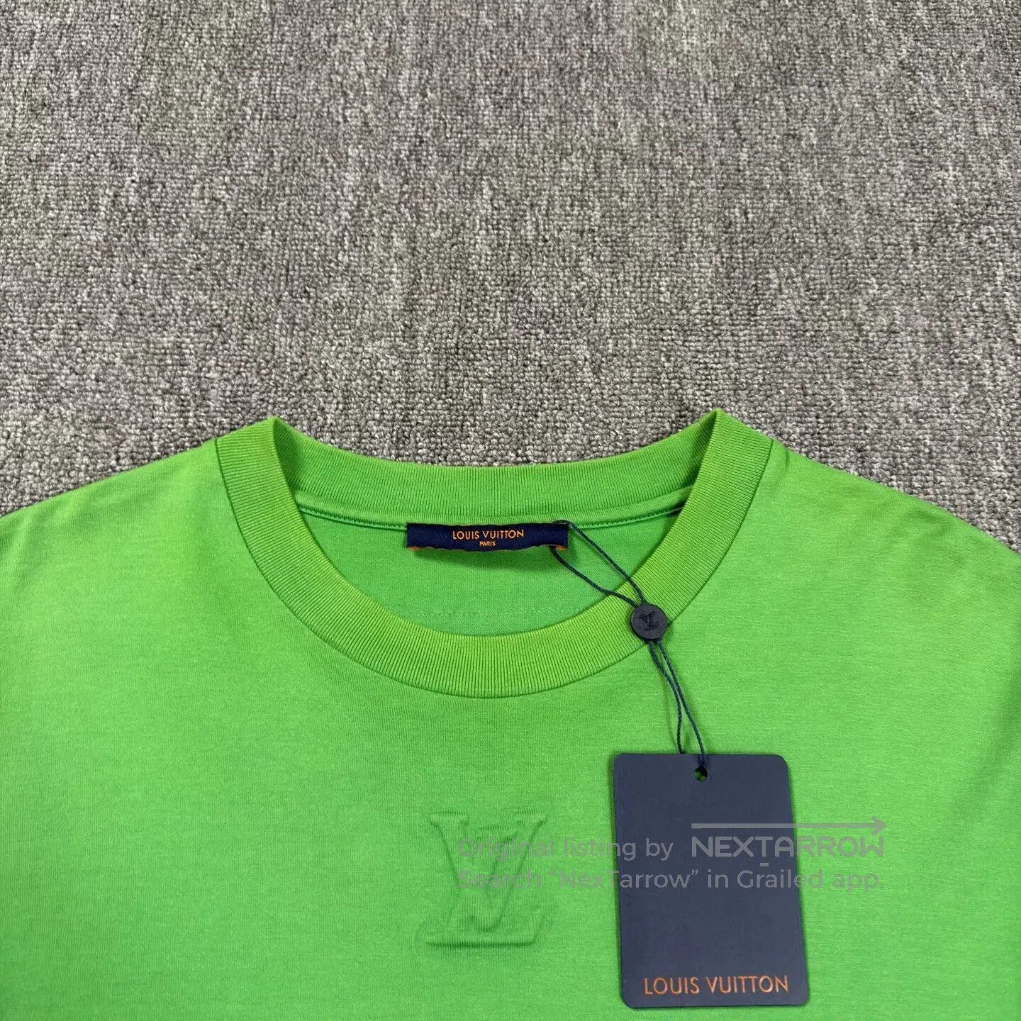 Louis Vuitton LV Embossed Logo Green Short-Sleeve. Size US L / EU 52-54 / 3 - 3 Thumbnail