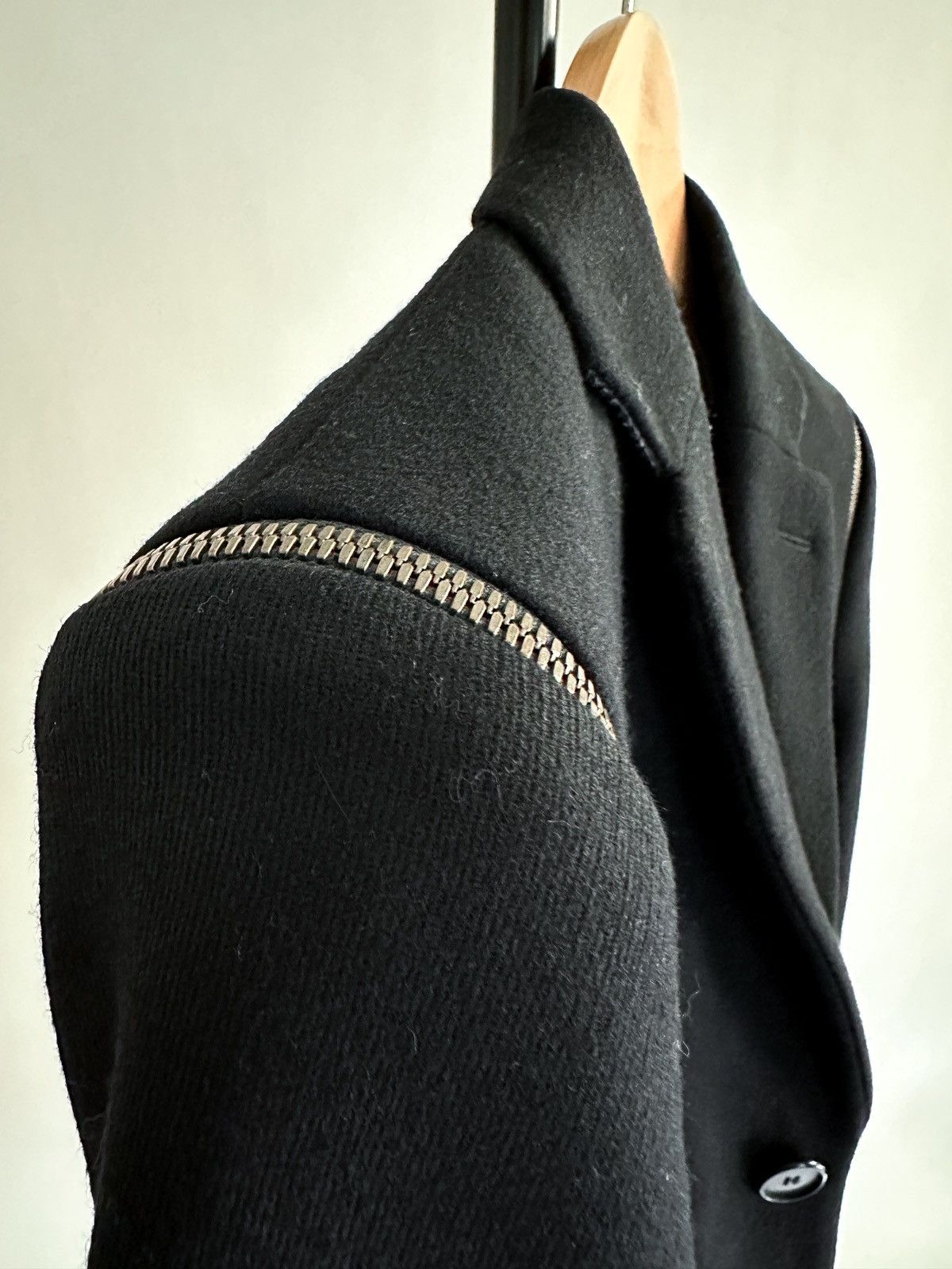Givenchy Givenchy Zipped Shoulder Wool Coat Size US M / EU 48-50 / 2 - 3 Thumbnail