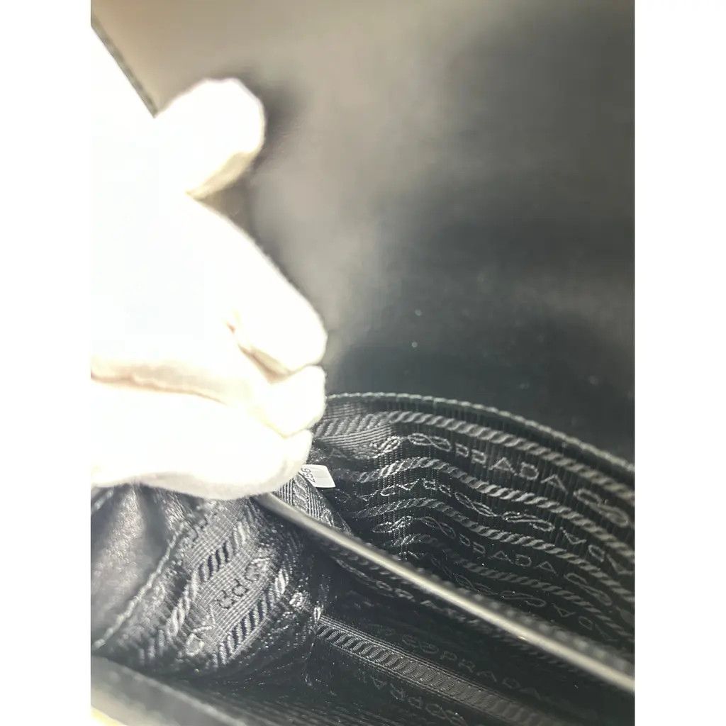Prada o1srvl11e0624 Size: OS / Shoulder Bag in Black Size ONE SIZE - 6 Thumbnail
