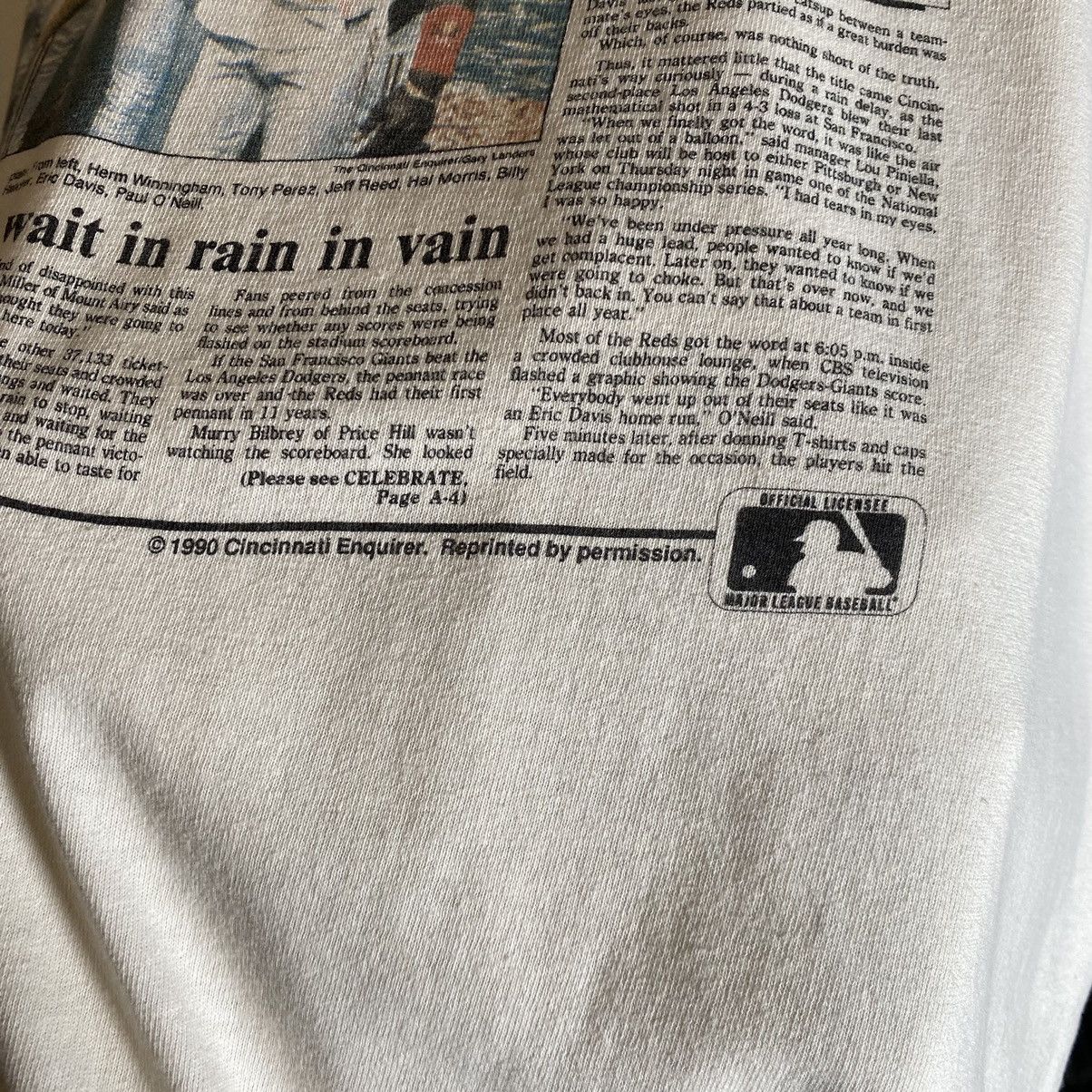 MLB Vintage cincinnati mlb wire to wire! newspaper 1990 t shirts Size US XL / EU 56 / 4 - 6 Thumbnail