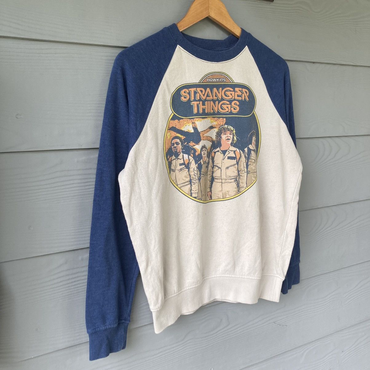 Vintage Vintage Stranger Things Sweatshirt Size US S / EU 44-46 / 1 - 2 Thumbnail