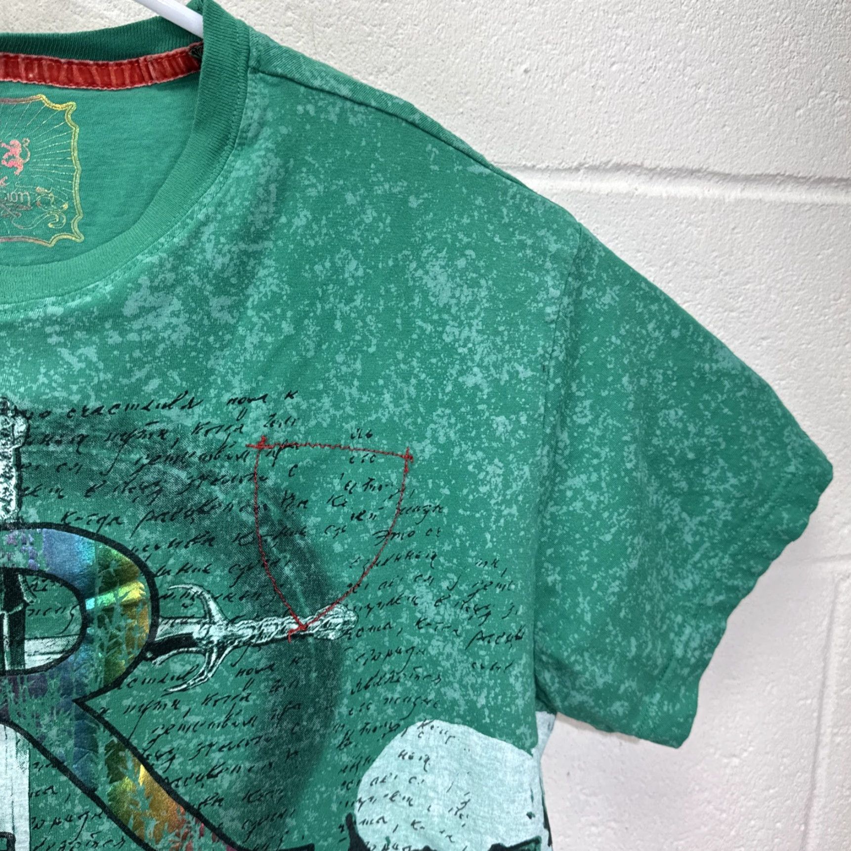 Vintage VINTAGE Revolution Men's T-Shirt Large Green Punk Skull Graphic 2000s Retro Grunge 90s Casual Size US L / EU 52-54 / 3 - 5 Thumbnail
