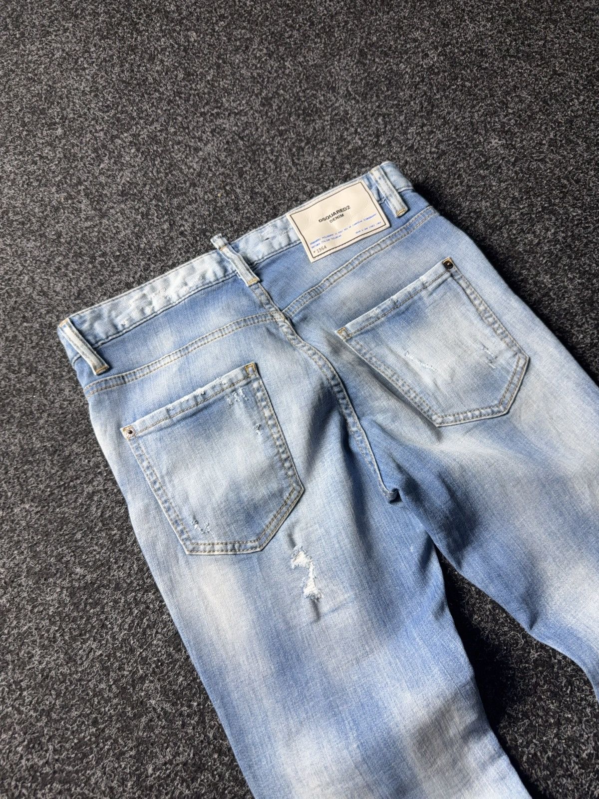 Dsquared2 Dsquared2 1964 Distressed Light Wash Jeans Size 30 Size US 30 / EU 46 - 14 Thumbnail