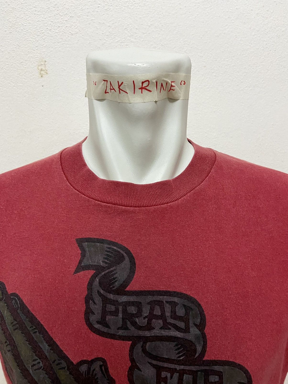 Santa Cruz Skateboards VINTAGE SANTA CRUZ " PRAY FOR ME" TEE Size US M / EU 48-50 / 2 - 7 Thumbnail