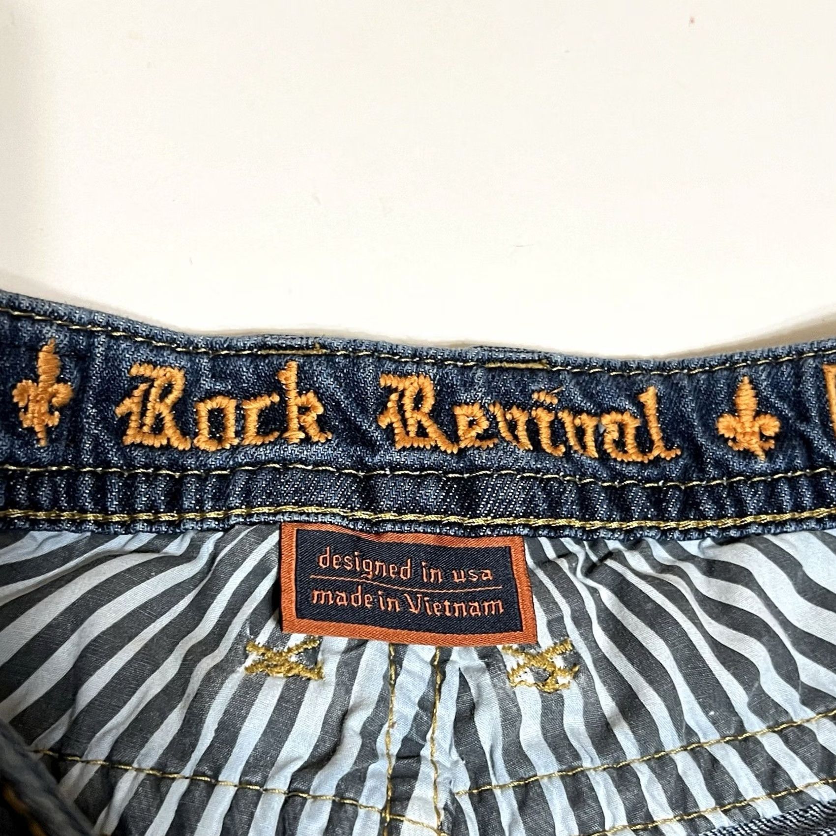 Vintage Rock Revival Anabela Boyfriend Jeans Womens Denim Distressed 31x25 Blue Cotton Cotton Denim mid rise Embroidered Button Zip Regular Gir ls Size 24" / US 00 / IT 34 - 7 Thumbnail