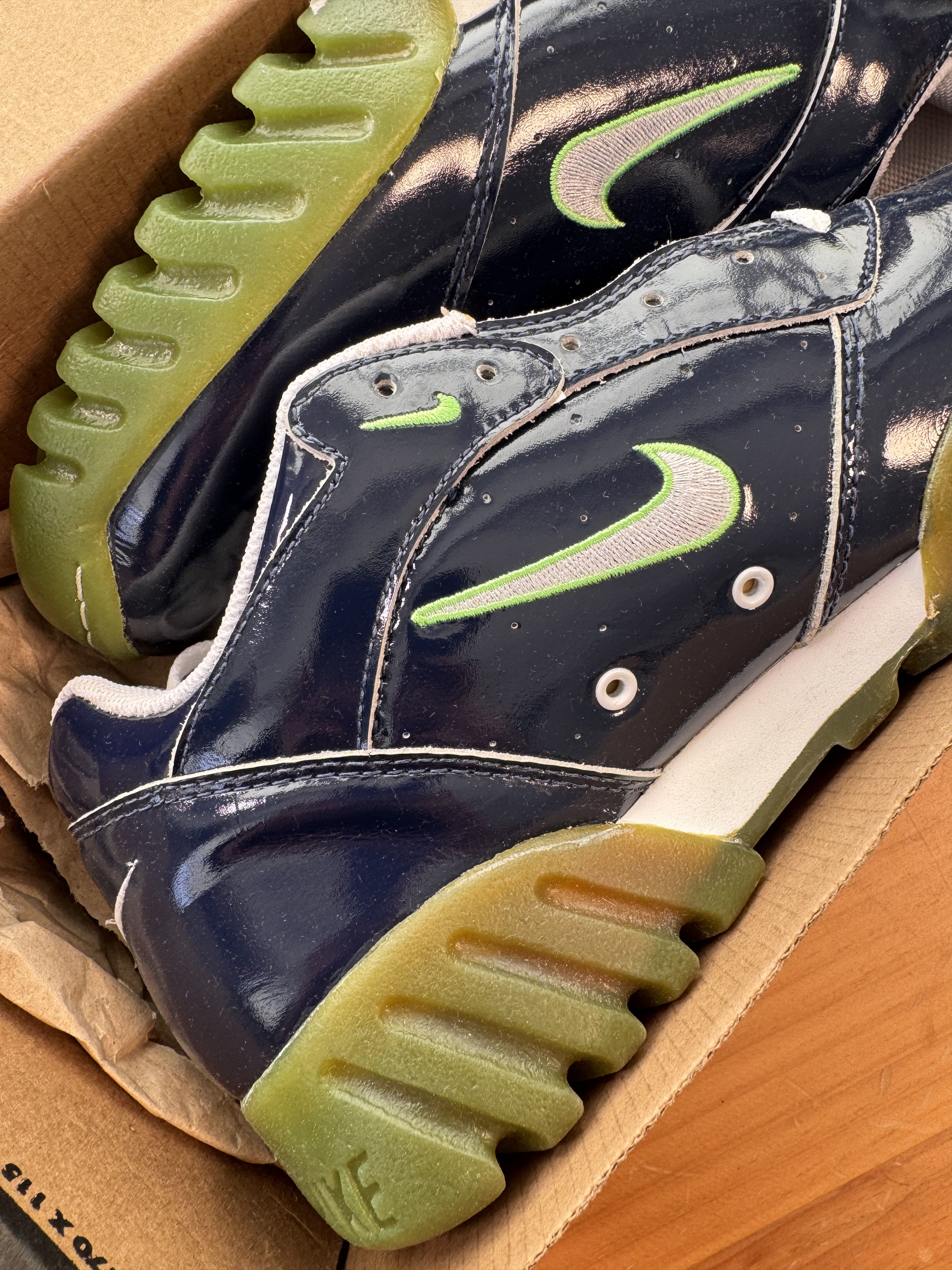 Nike Nike Rare Sample? Live Wire 1996 Size US 9 / EU 42 - 2 Thumbnail