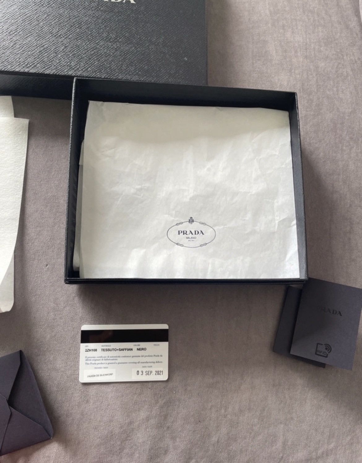 Prada Prada Re-Nylon and Saffiano leather case messenger Size ONE SIZE - 8 Thumbnail
