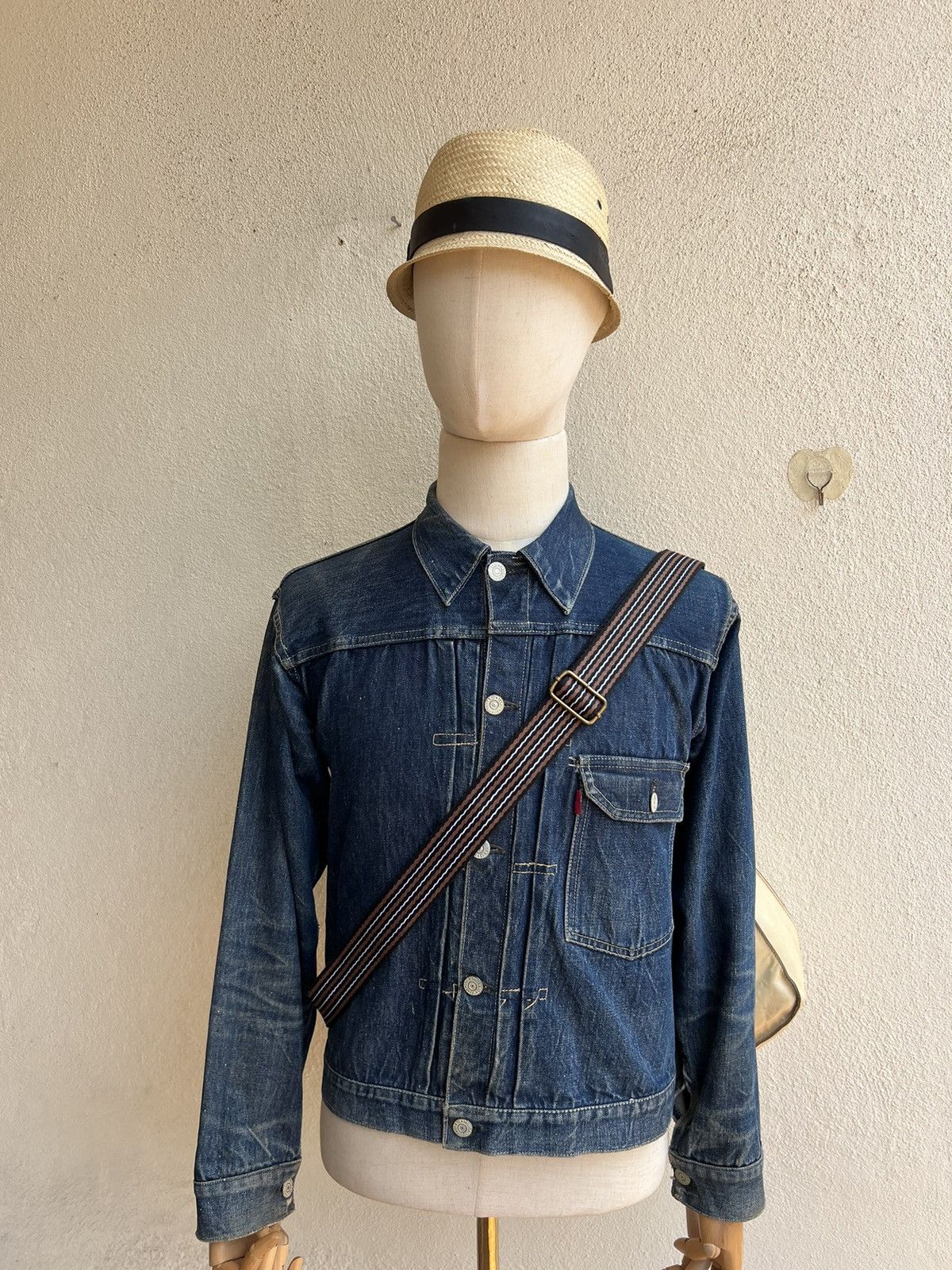 Leather Vintage B. Stuff Japan Patina Leather Sling Bag Size ONE SIZE - 6 Thumbnail