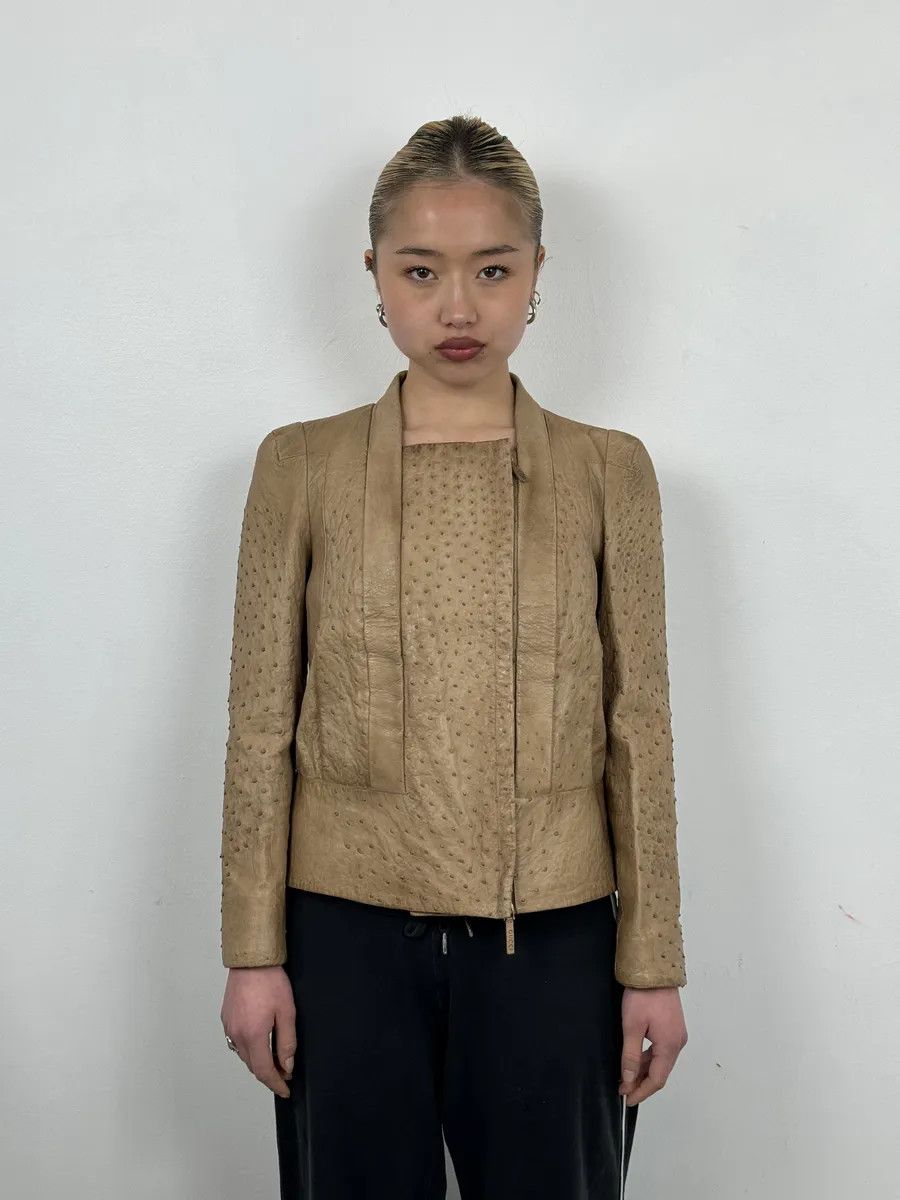 Gucci FW2010 Gucci Beige Asymmetrical Ostrich Leather Jacket by Frida Giannini Size S / US 4 / IT 40 - 3 Thumbnail