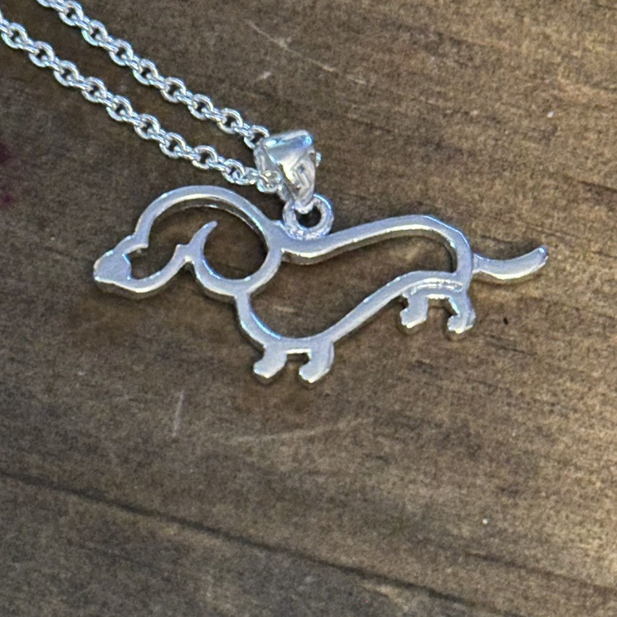 Other Fine silver plated Dachshund pendant necklace Size ONE SIZE - 3 Thumbnail