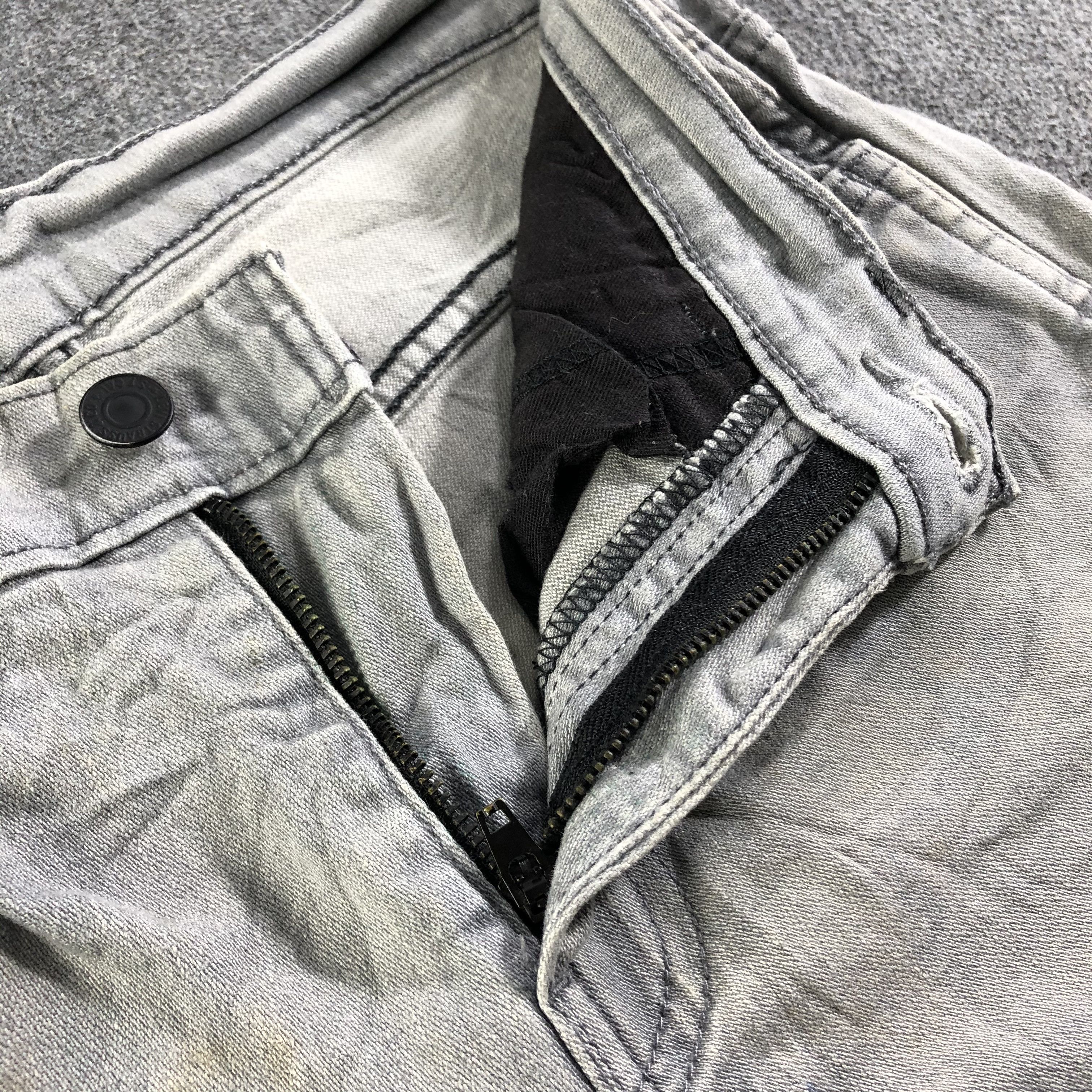 Levi's Vintage Levis 511 Jeans-J3093 Size US 29 - 7 Thumbnail