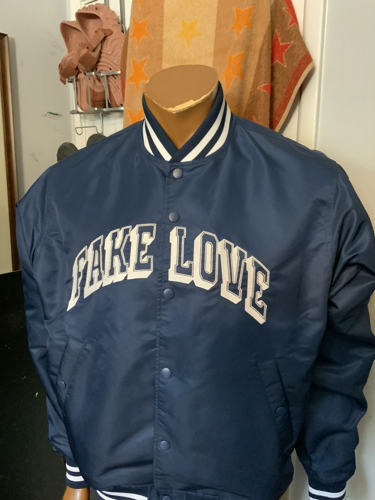 Other BTS Bangtan Boys Fake Love VS Stadium Jumper Varsity Jacket Size US L / EU 52-54 / 3 - 9 Thumbnail