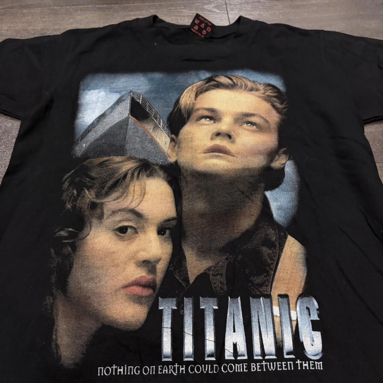 Designer vintage titanic rap tee style t shirt S Size US S / EU 44-46 / 1 - 3 Thumbnail
