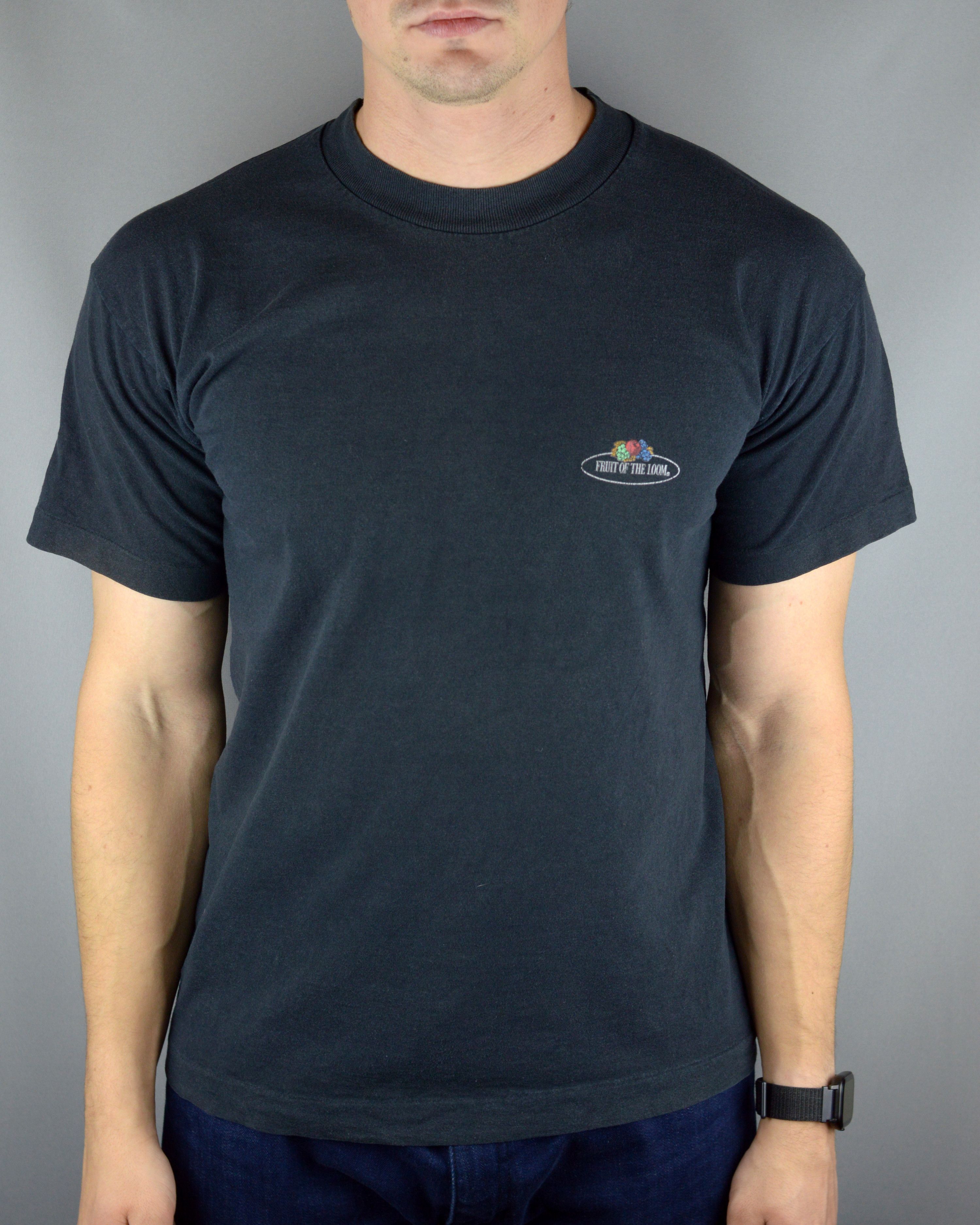 Vintage Vintage Fruit Of The Loom Blank t shirt Size US M / EU 48-50 / 2 - 1 Thumbnail