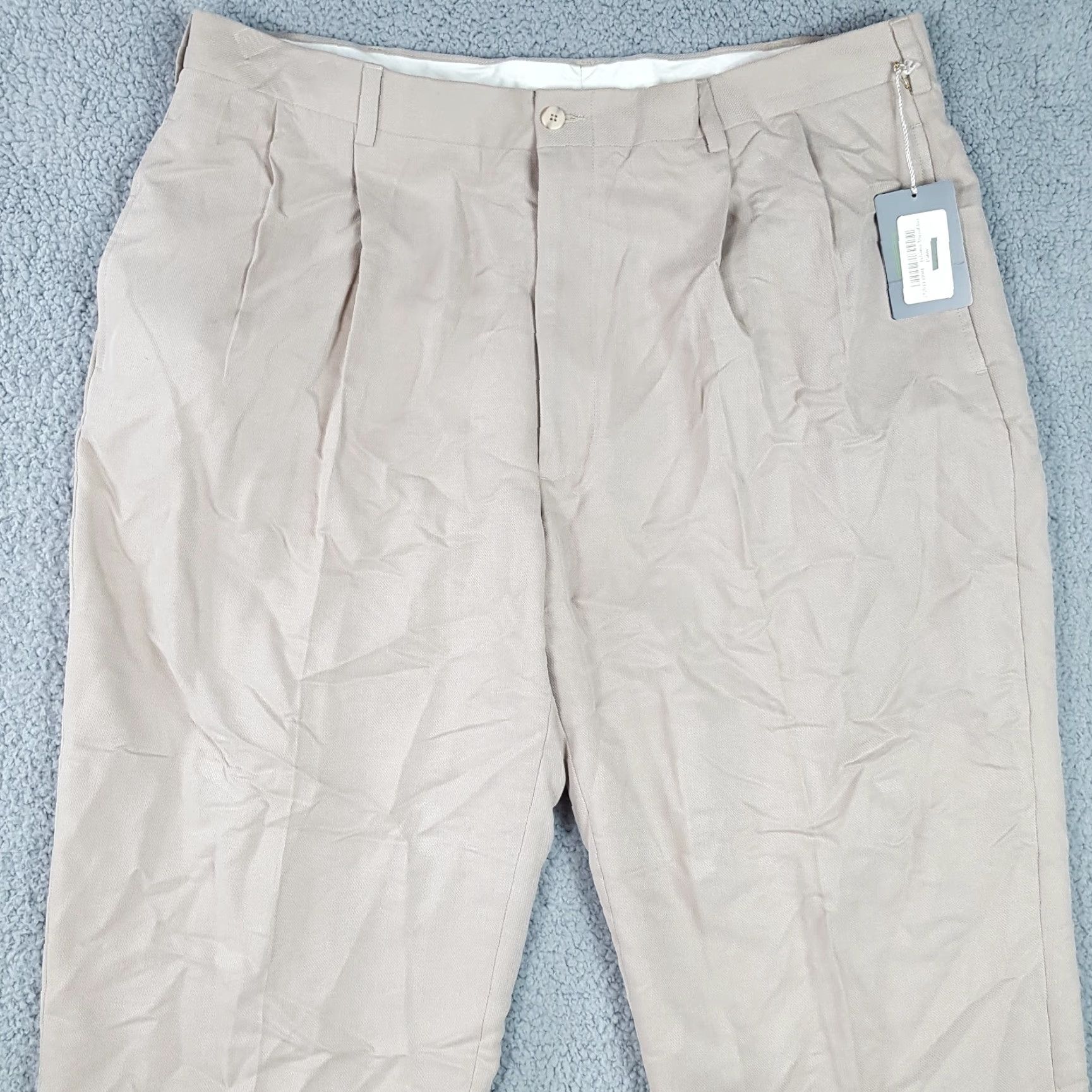 Vintage VINTAGE Tehama Pants Chino Men Beig e Knit Pleated Tapered Leg Golf Size 40x32 Athletic Preppy 90s Workwear Mens Size US 40 / EU 56 - 2 Thumbnail