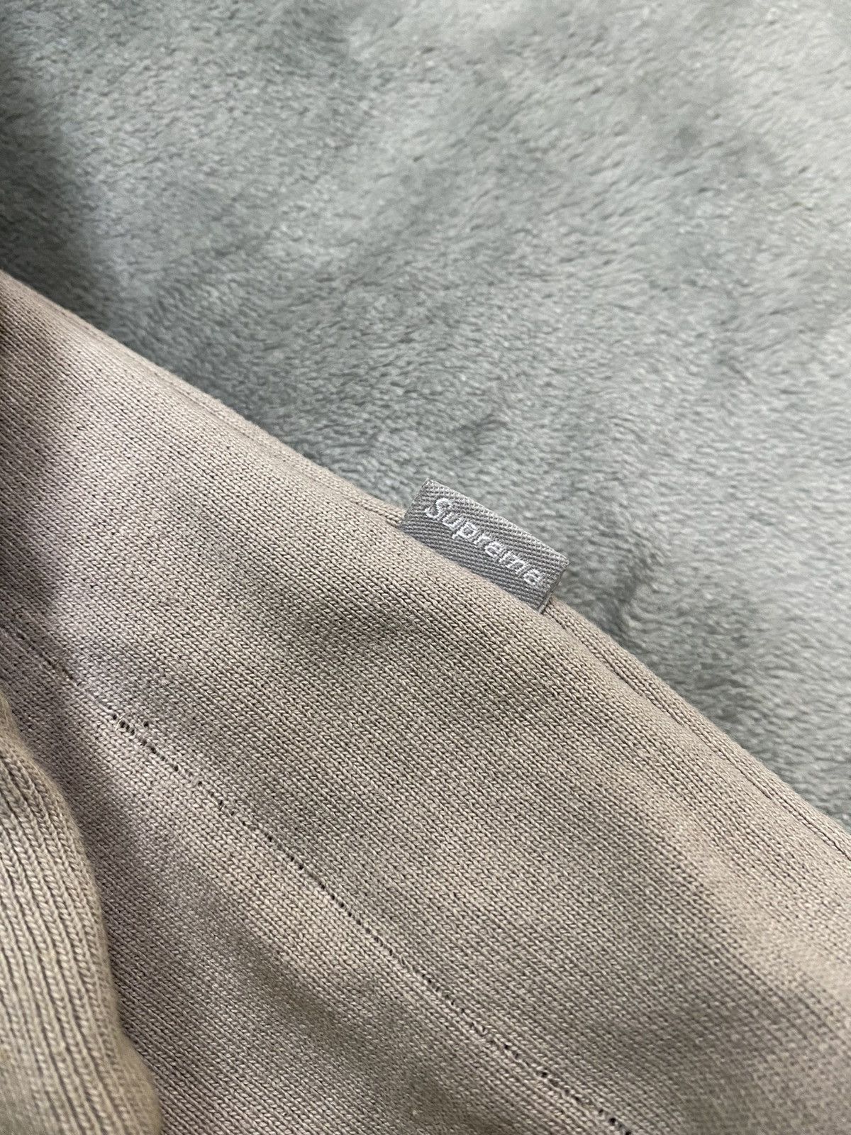 Supreme Supreme Arc Thermal Logo Size US XL / EU 56 / 4 - 10 Thumbnail