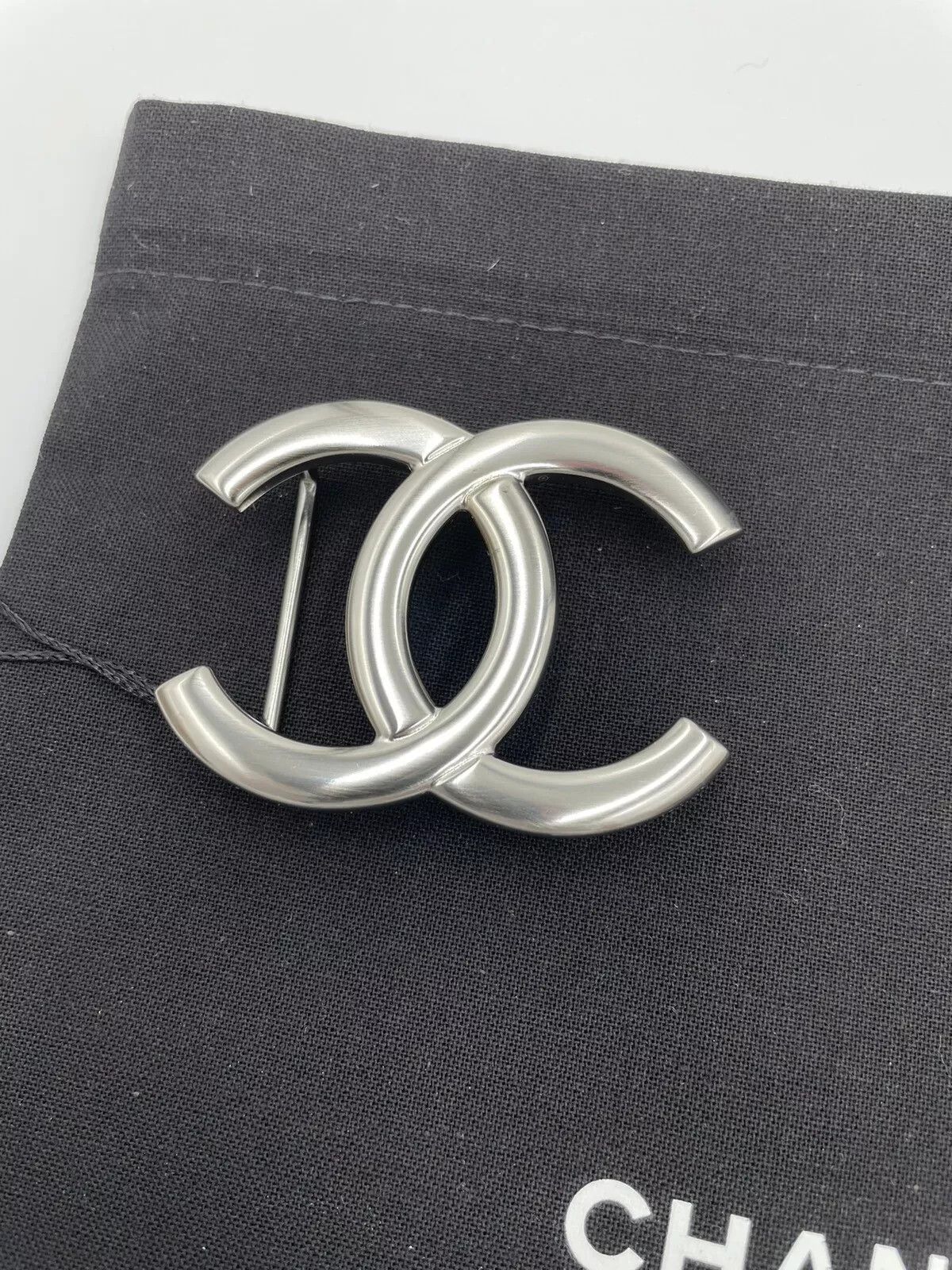 Chanel Chanel Reversible Interlocking CC Leather Belt Size ONE SIZE - 4 Thumbnail