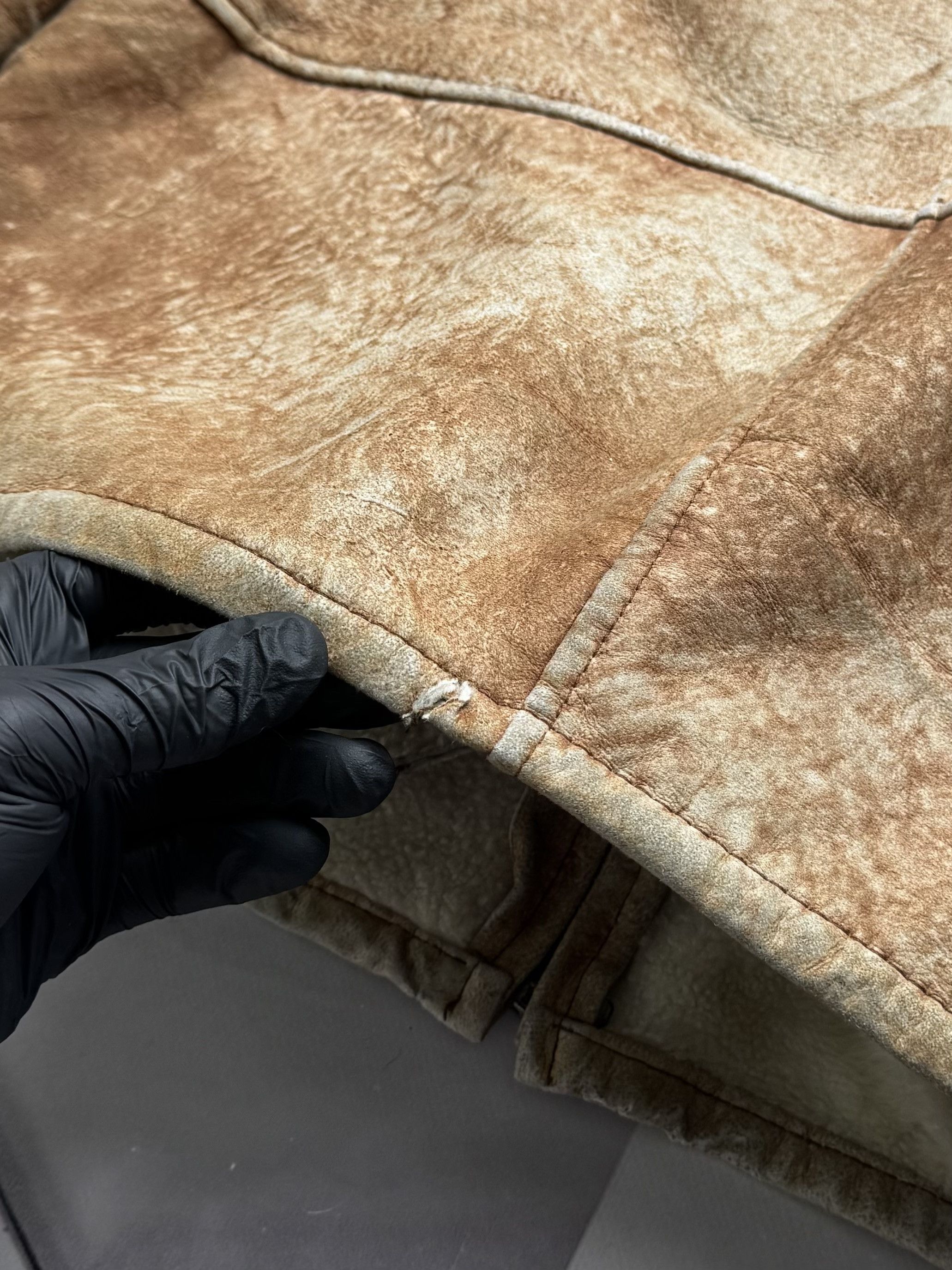 Japanese Brand Vintage Real Sheepskin Faded Jacket (E4) Size US M / EU 48-50 / 2 - 20 Thumbnail