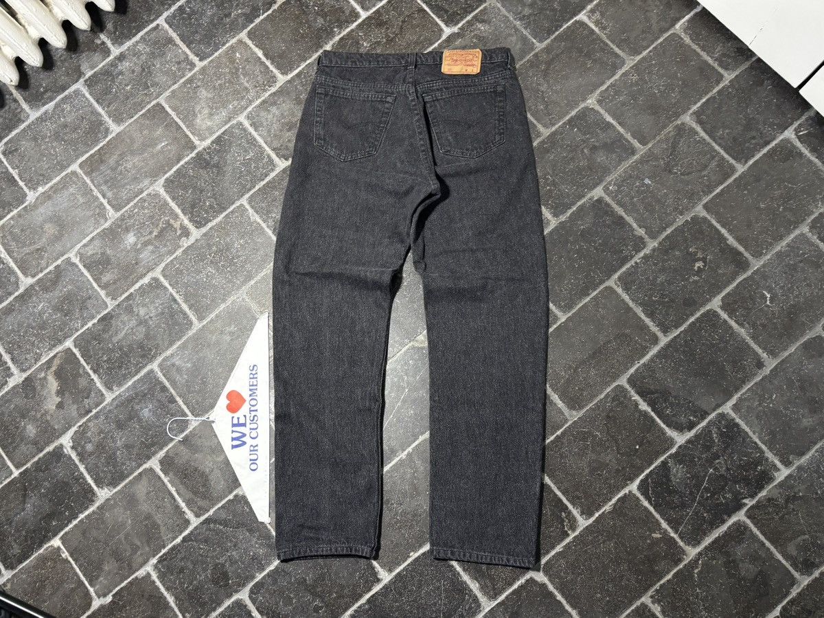 Levi's 1990s Levi’s 501 Made in Canada Vintage Levi’s Red Tab Black Size US 30 / EU 46 - 9 Thumbnail