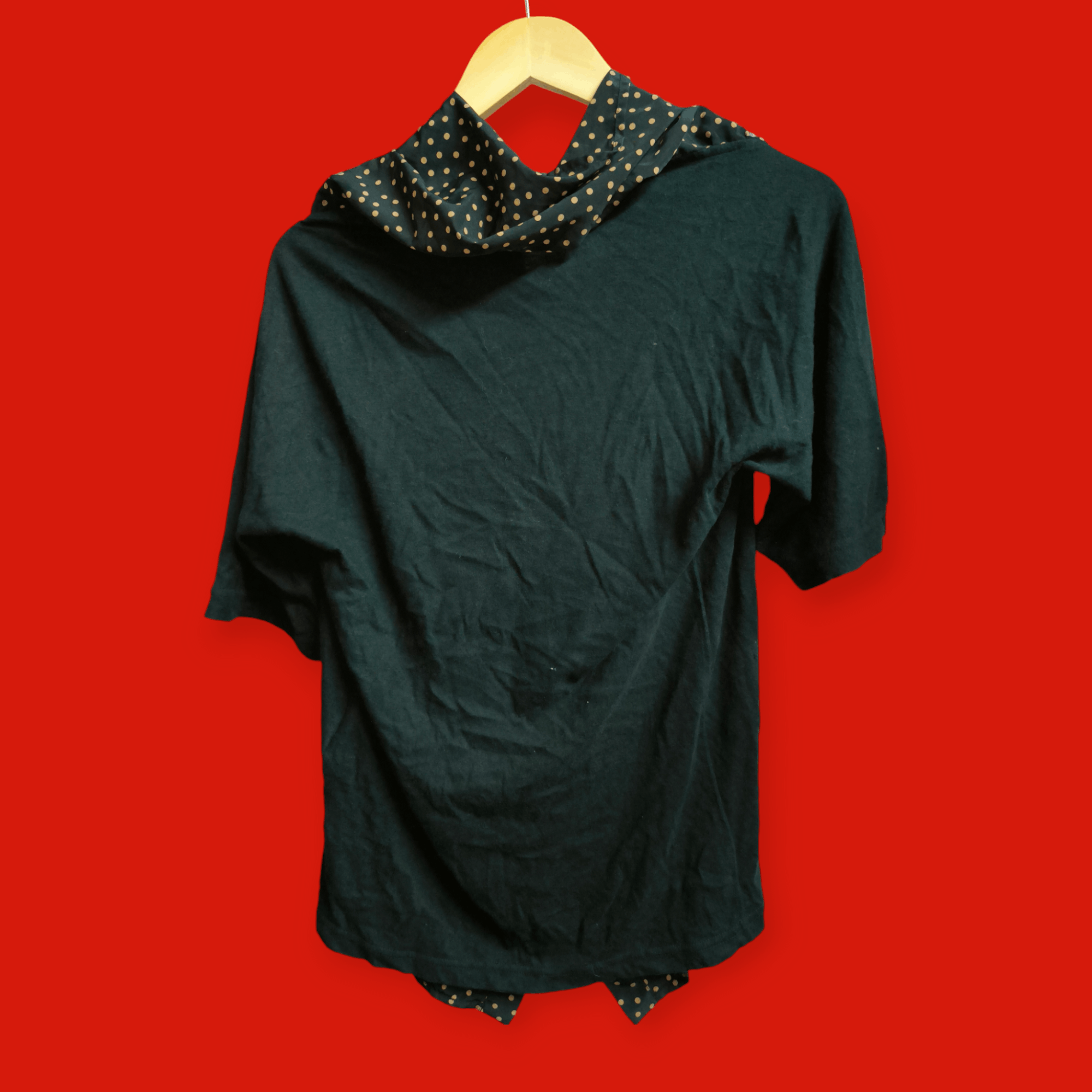 With Hoodie Polkadot