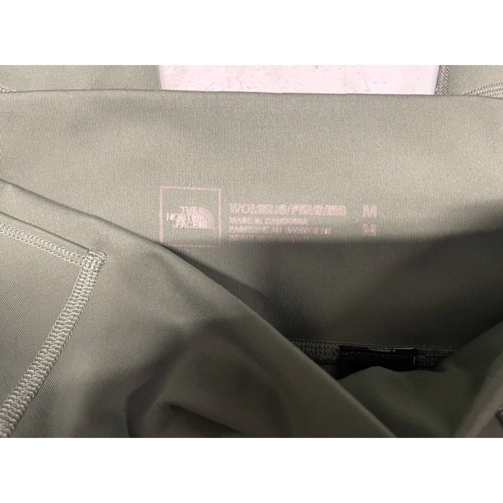 The North Face The North Face Leggings Women M Green Beige Pocket See Measurements Activewear Size 32" / US 10 / IT 46 - 6 Thumbnail
