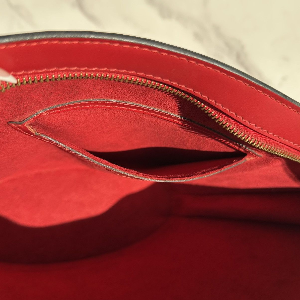 Louis Vuitton Louis Vuitton Epi Saint Jacques PM Castillan Red Size ONE SIZE - 13 Thumbnail