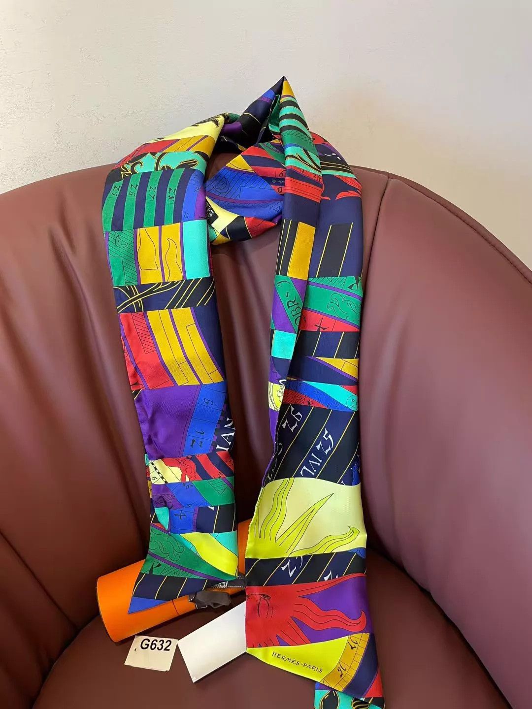 Hermes Hermès Twilly Max Wide Scarf Unworn 208x20 Size ONE SIZE - 2 Thumbnail