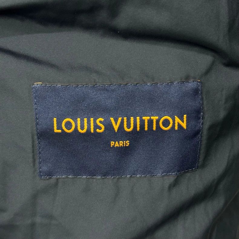 Louis Vuitton Louis Vuitton Embossed presbyopic embossed full logo jacket Size US L / EU 52-54 / 3 - 5 Thumbnail