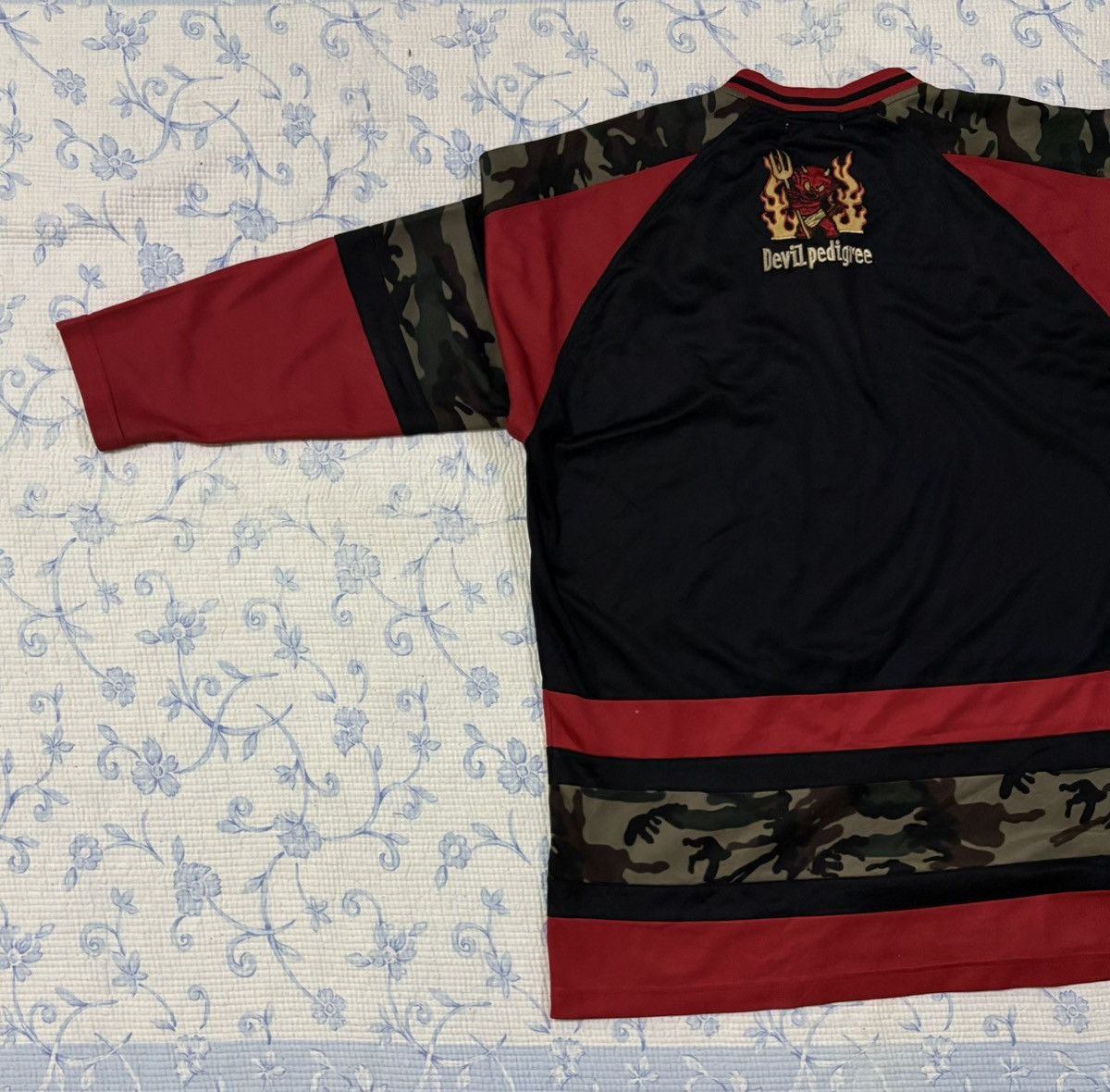 Vintage Blaze up Chap Shirt V Collar Shirt Embroidery Devil Size US L / EU 52-54 / 3 - 9 Thumbnail