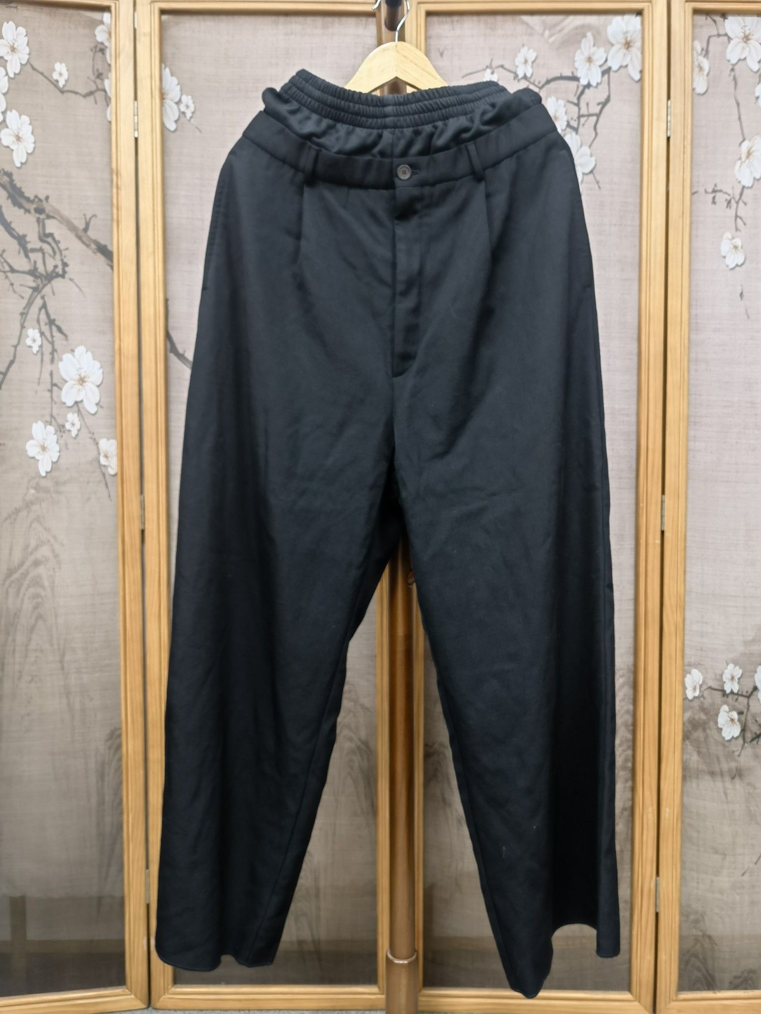 Balenciaga Balenciaga Wool Casual Pants Size S Size US 30 / EU 46 - 1 Thumbnail
