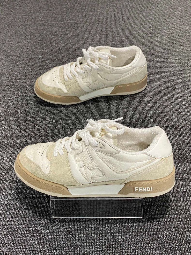 Fendi Classic Beige Sneakers by Fendi Size US 8 / EU 41 - 3 Thumbnail