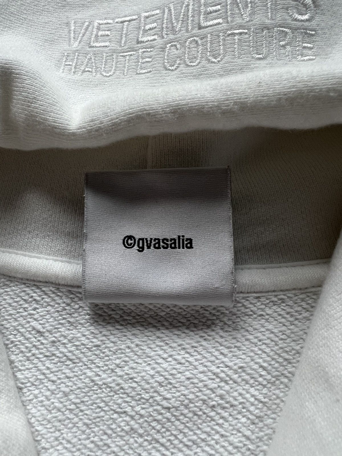 Vetements Vetements White Haute Couture Logo Oversized Hoodie Medium M Size US M / EU 48-50 / 2 - 5 Thumbnail