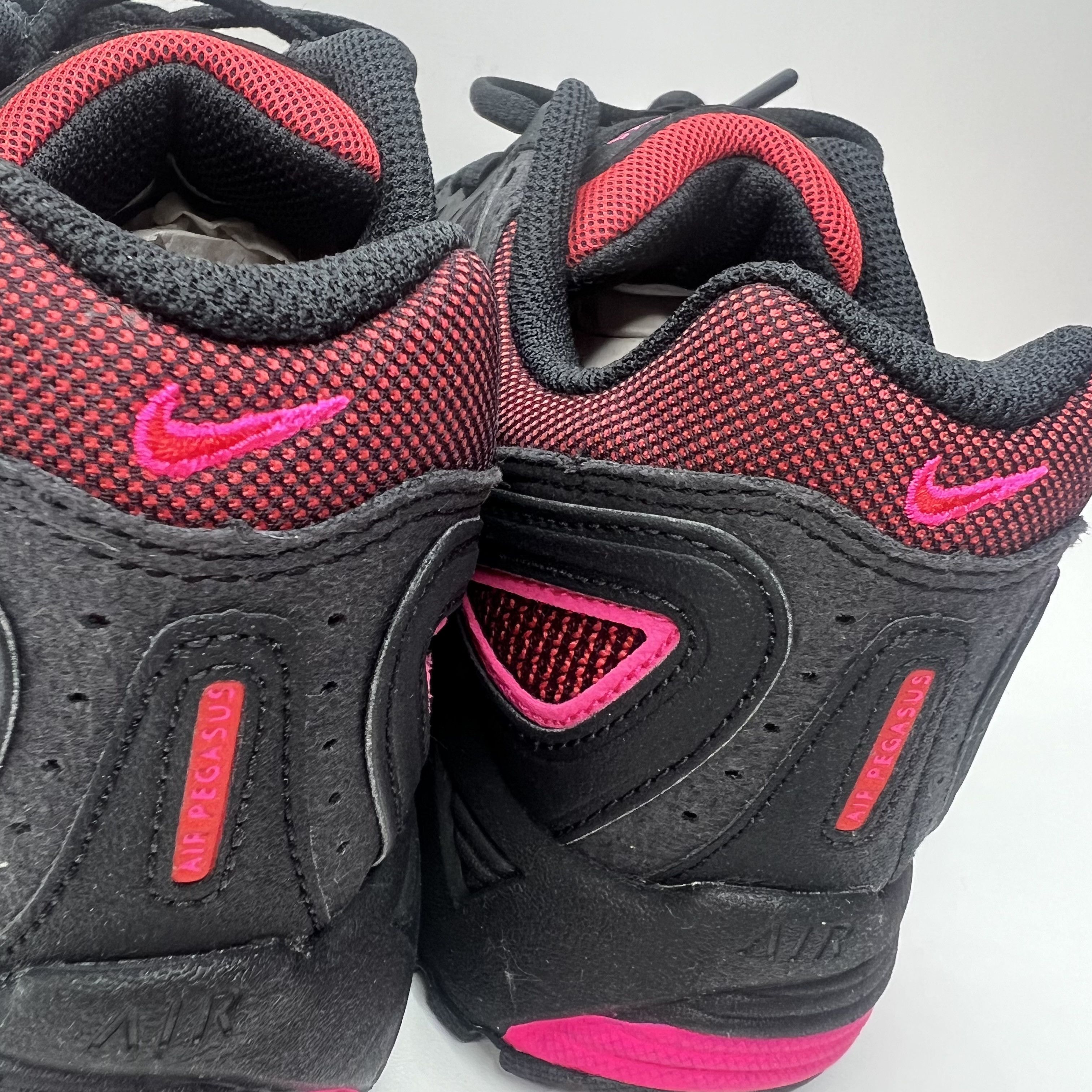 Nike Nike Air Pegasus 2005 "Black And Fire Red" Gr 37,5 Size US 6.5 / IT 36.5 - 9 Thumbnail