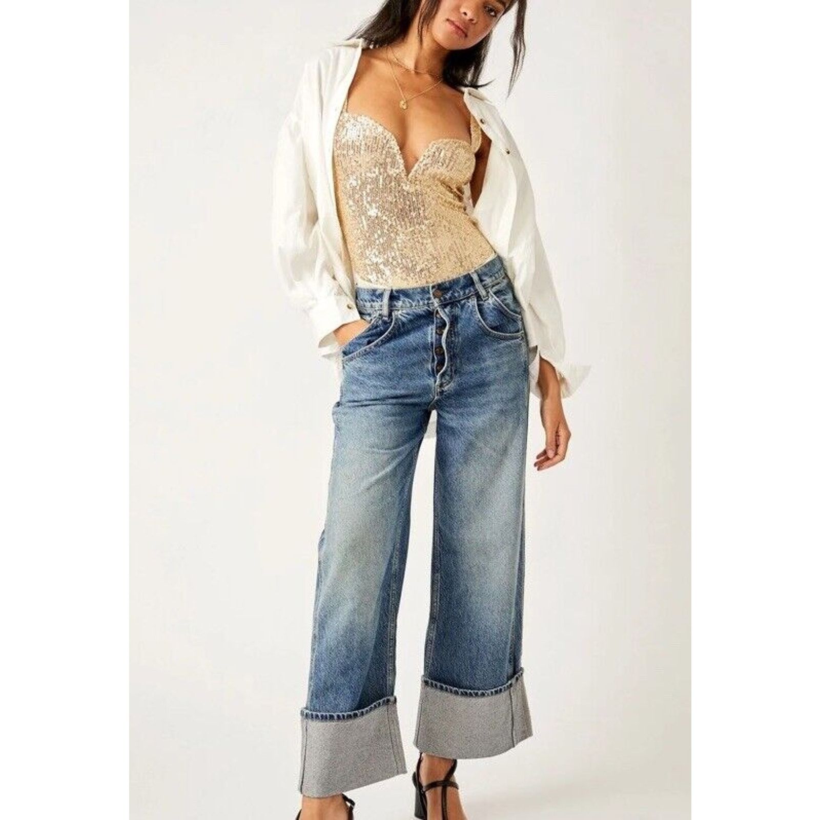 Free People INTIMATELY FREE PEOPLE Sparks Fly Gold Sequin Bodysuit Size M / US 6-8 / IT 42-44 - 1 Thumbnail