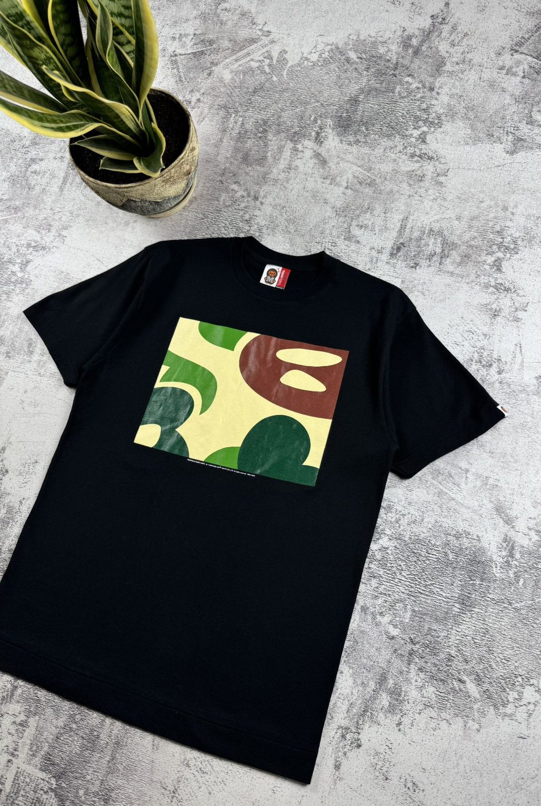 Bape Baby Milo by bathing ape 1993/2006 Hip Hop Camo T Shirt Tee Size US M / EU 48-50 / 2 - 3 Thumbnail