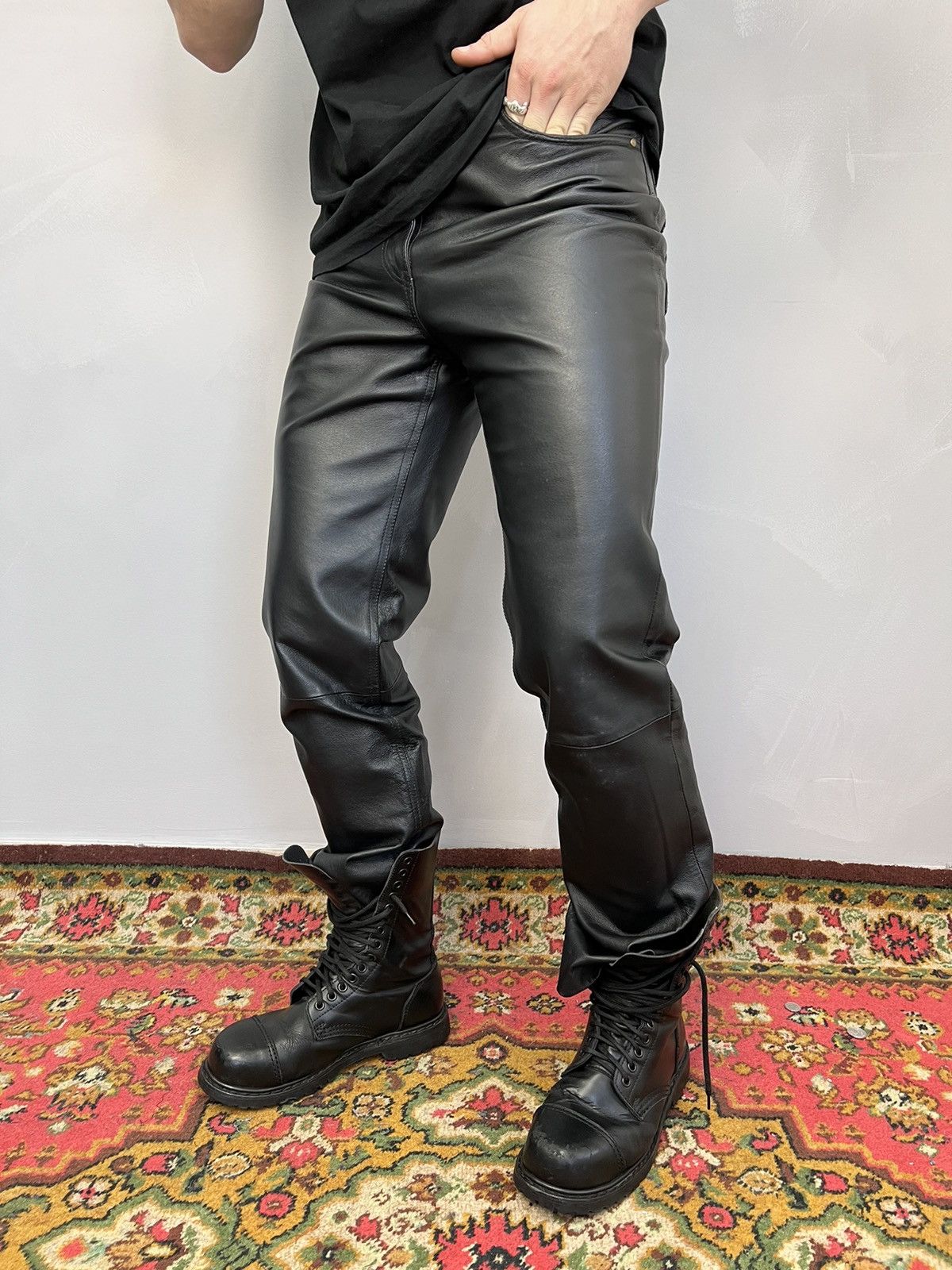 Designer × Leather VINTAGE CASUAL BALENCIAGA STYLE LEATHER PANTS MOTO RACING Size US 30 / EU 46 - 1 Thumbnail