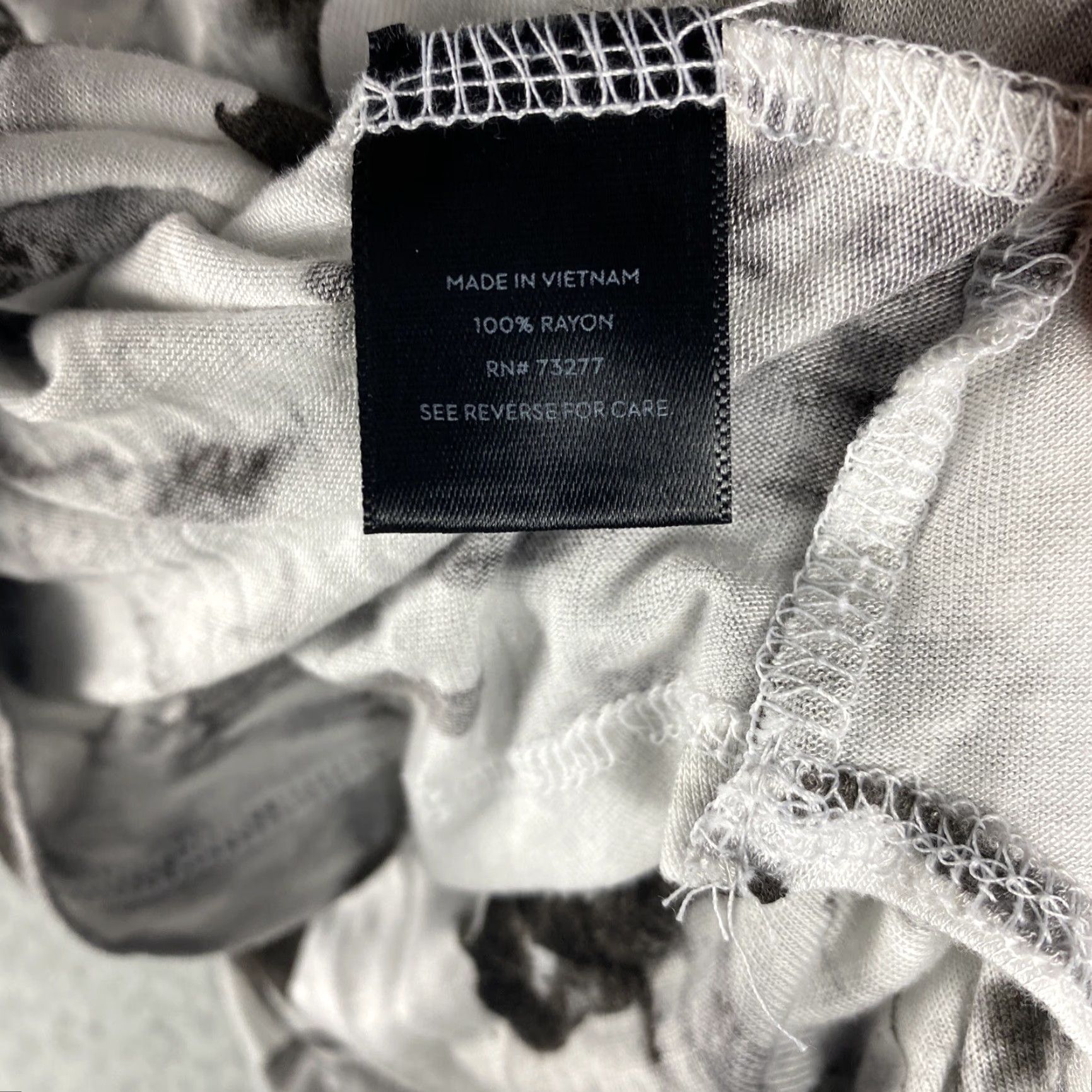 Vintage Vera Wang Women Tank Sleeveless Casual Basic Knit Gray Tie Dye P S Size S / US 4 / IT 40 - 6 Thumbnail