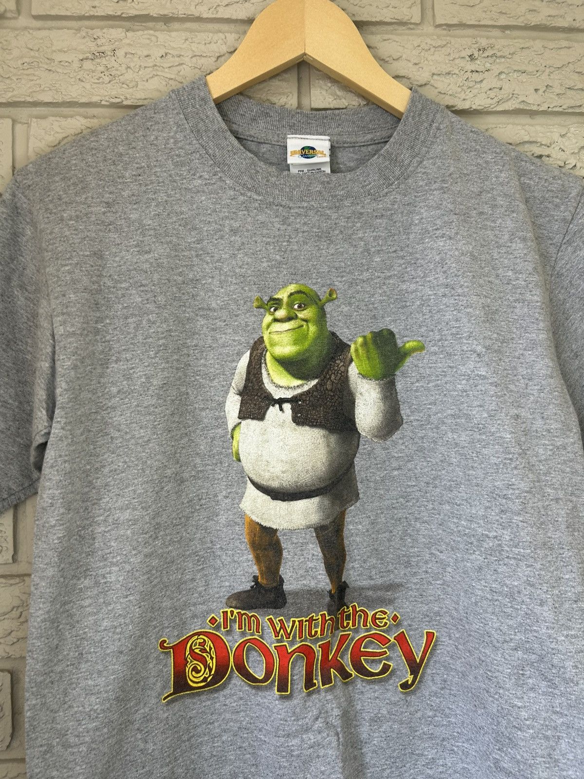 Universal Studios × Vintage Vintage Shrek Im With The Donkey T Shirt Size US S / EU 44-46 / 1 - 2 Thumbnail
