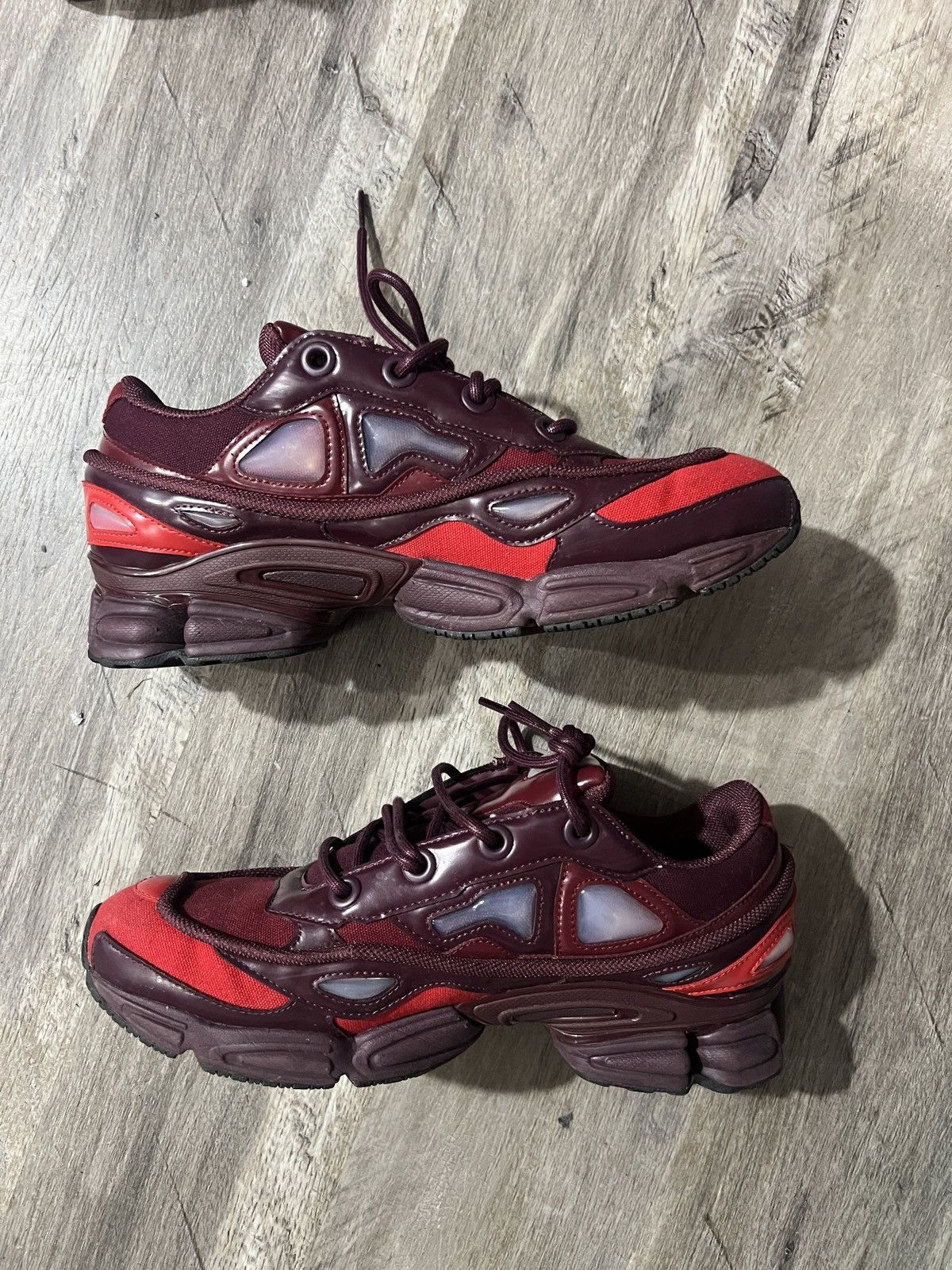 Adidas × Raf Simons Raf Simons Ozweego Size US 10.5 / EU 43-44 - 2 Thumbnail
