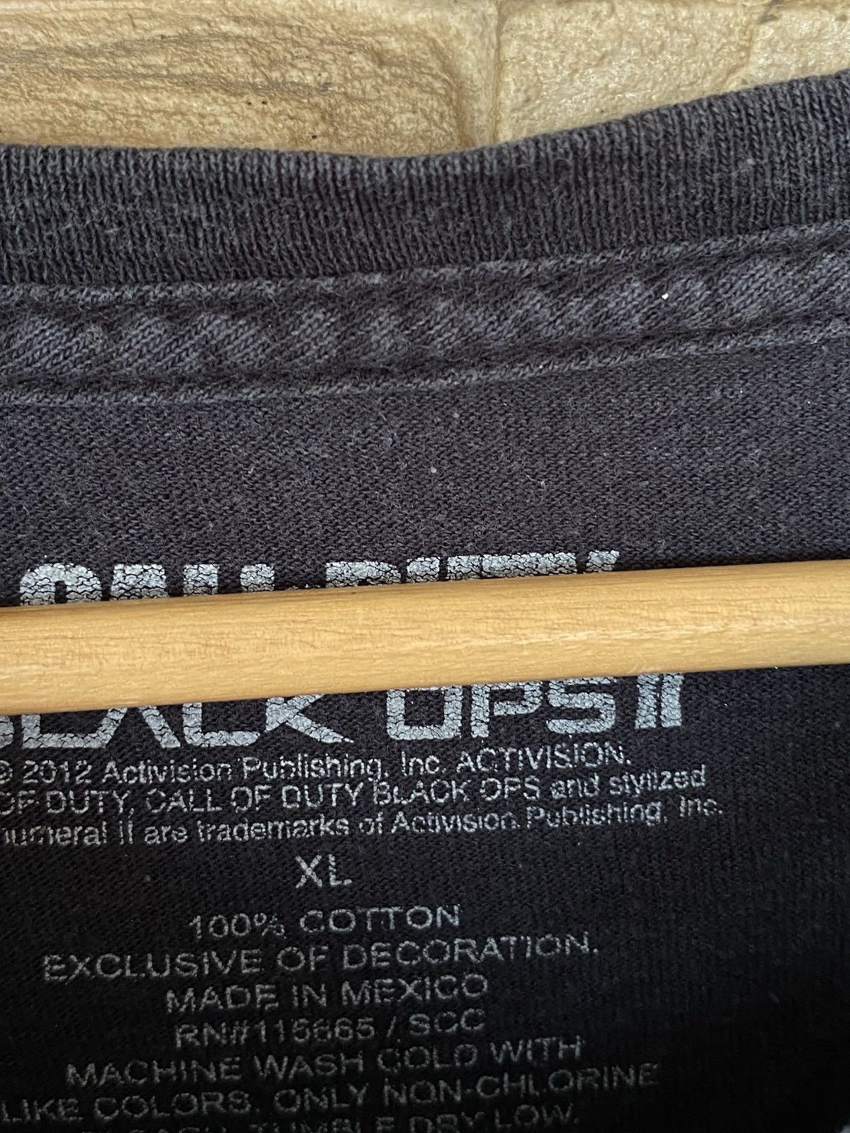 Vintage Vintage 2012 Call of Duty: Black Ops II Video Game Promo TShirt Size US XL / EU 56 / 4 - 5 Thumbnail