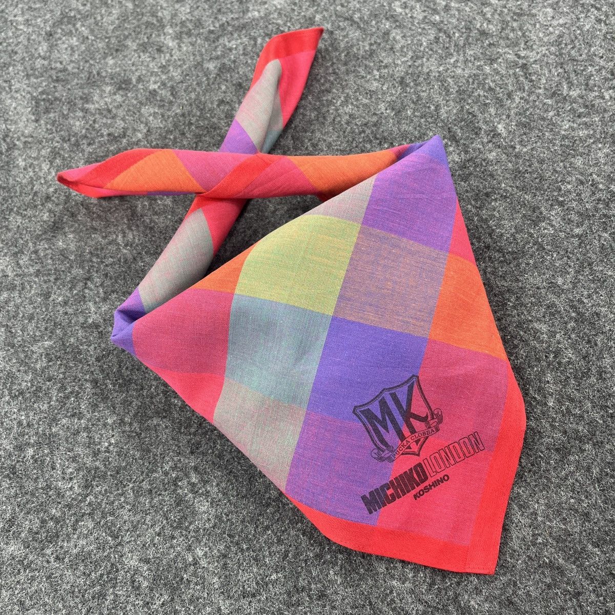 Michiko Koshino × Vintage Michiko Koshino Handkerchief / Bandana / Neckerchief B195 Size ONE SIZE - 3 Thumbnail