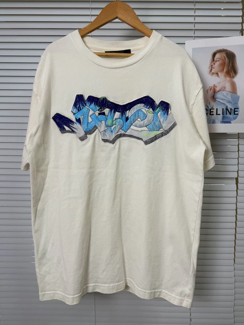 Louis Vuitton Louis Vuitton Graffiti embroidered short sleeves Size US S / EU 44-46 / 1 - 1 Thumbnail