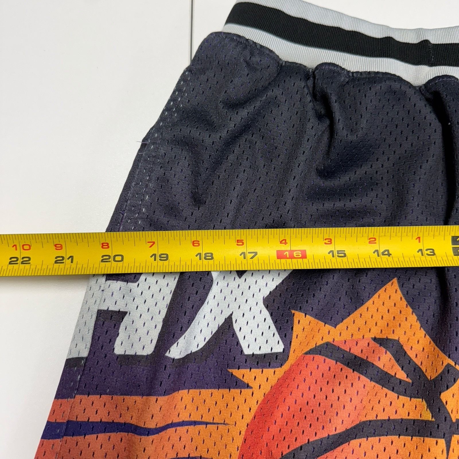 Other Headgear Garfield Phx Suns Athletic Shorts Mens Medium NBA Size US 28 / EU 44 - 12 Thumbnail