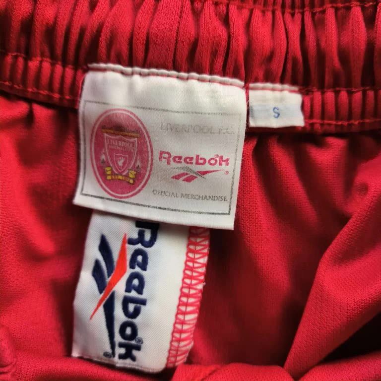 Reebok Liverpool 1996-98 Reebok football shorts size S Size US 28 / EU 44 - 4 Thumbnail