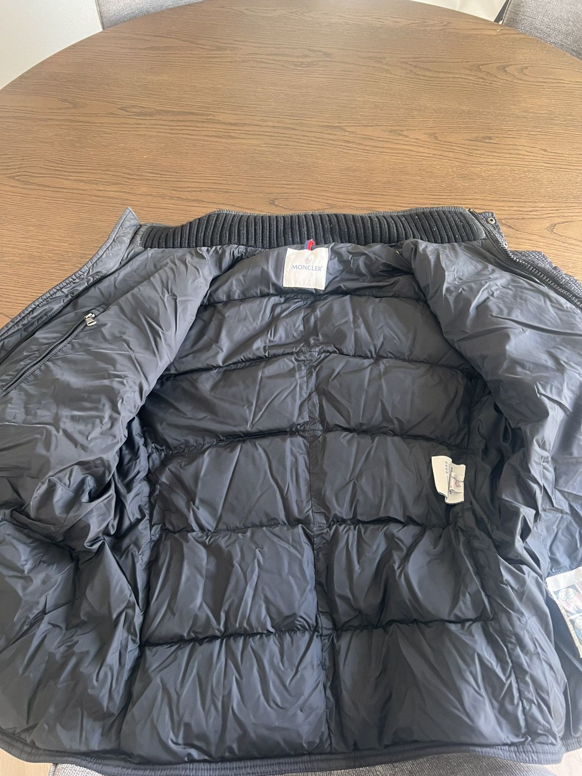 Moncler Moncler Amazzone Giubbotto Down Jacket Great Condition Size US XL / EU 56 / 4 - 3 Thumbnail
