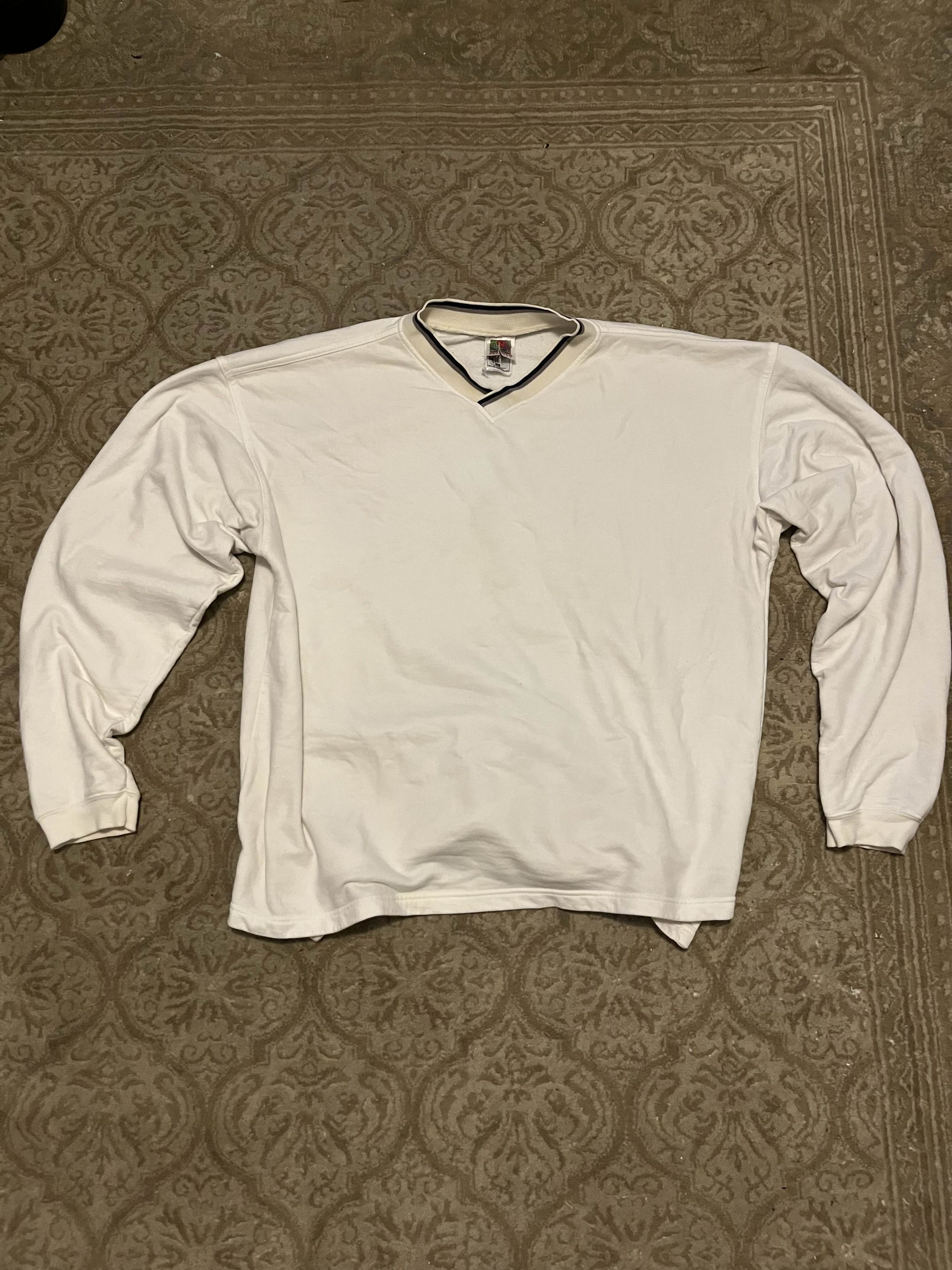 Fruit Of The Loom Vintage Fruit of the Loom Crewneck XL Size US XL / EU 56 / 4 - 1 Thumbnail
